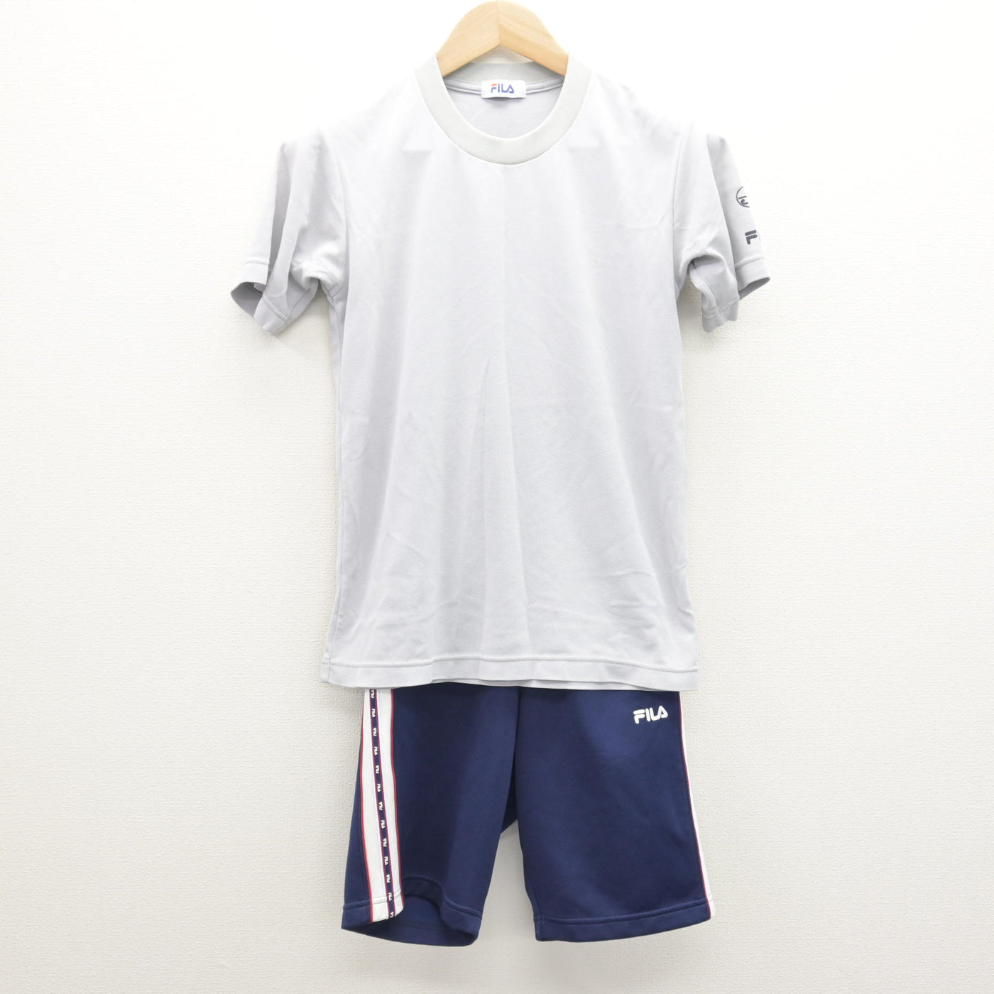 【中古】神奈川県 大綱中学校 女子制服 2点 (体操服 上・体操服 下) sf120812