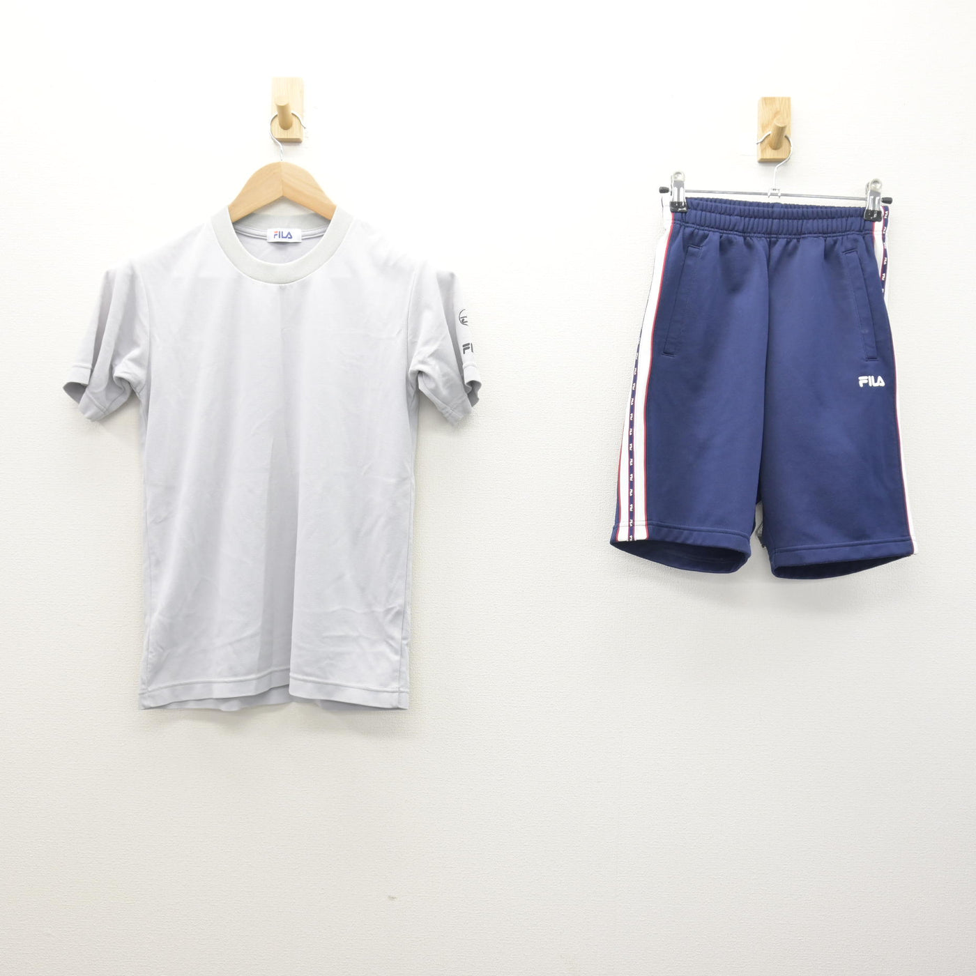 【中古】神奈川県 大綱中学校 女子制服 2点 (体操服 上・体操服 下) sf120812