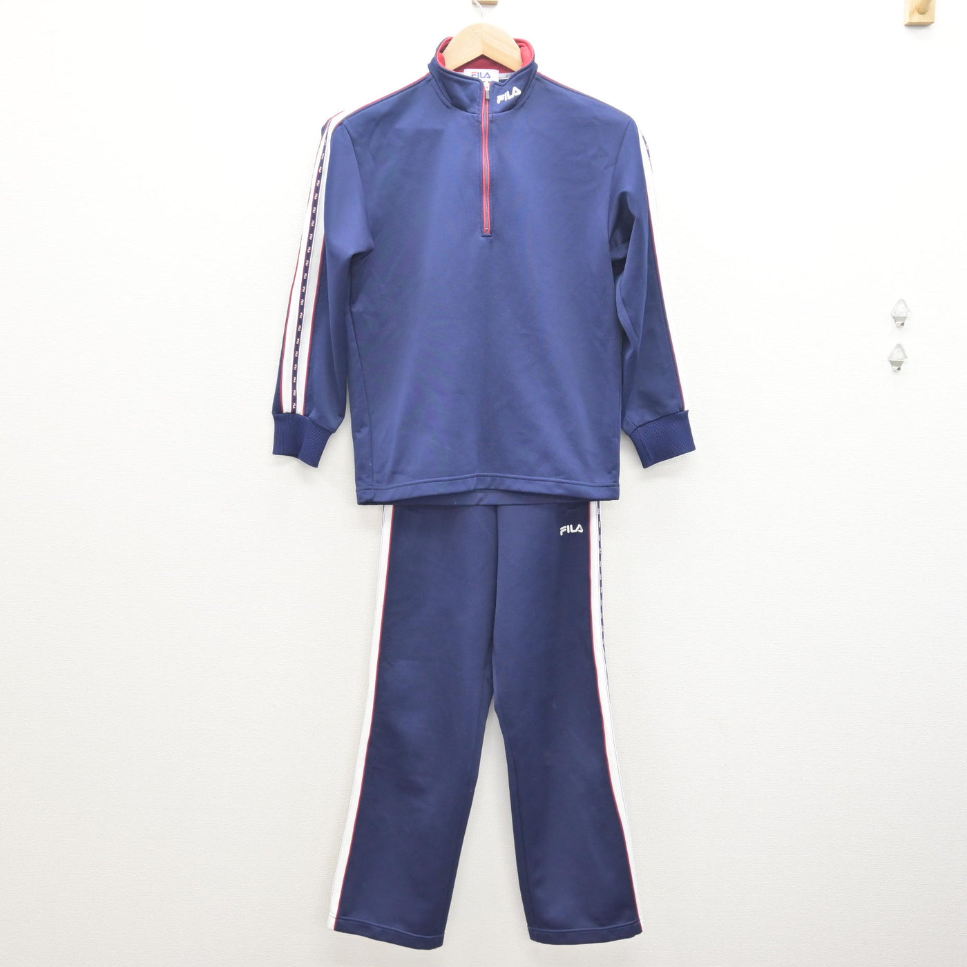 【中古】神奈川県 大綱中学校 女子制服 2点 (ジャージ 上・ジャージ 下) sf120813
