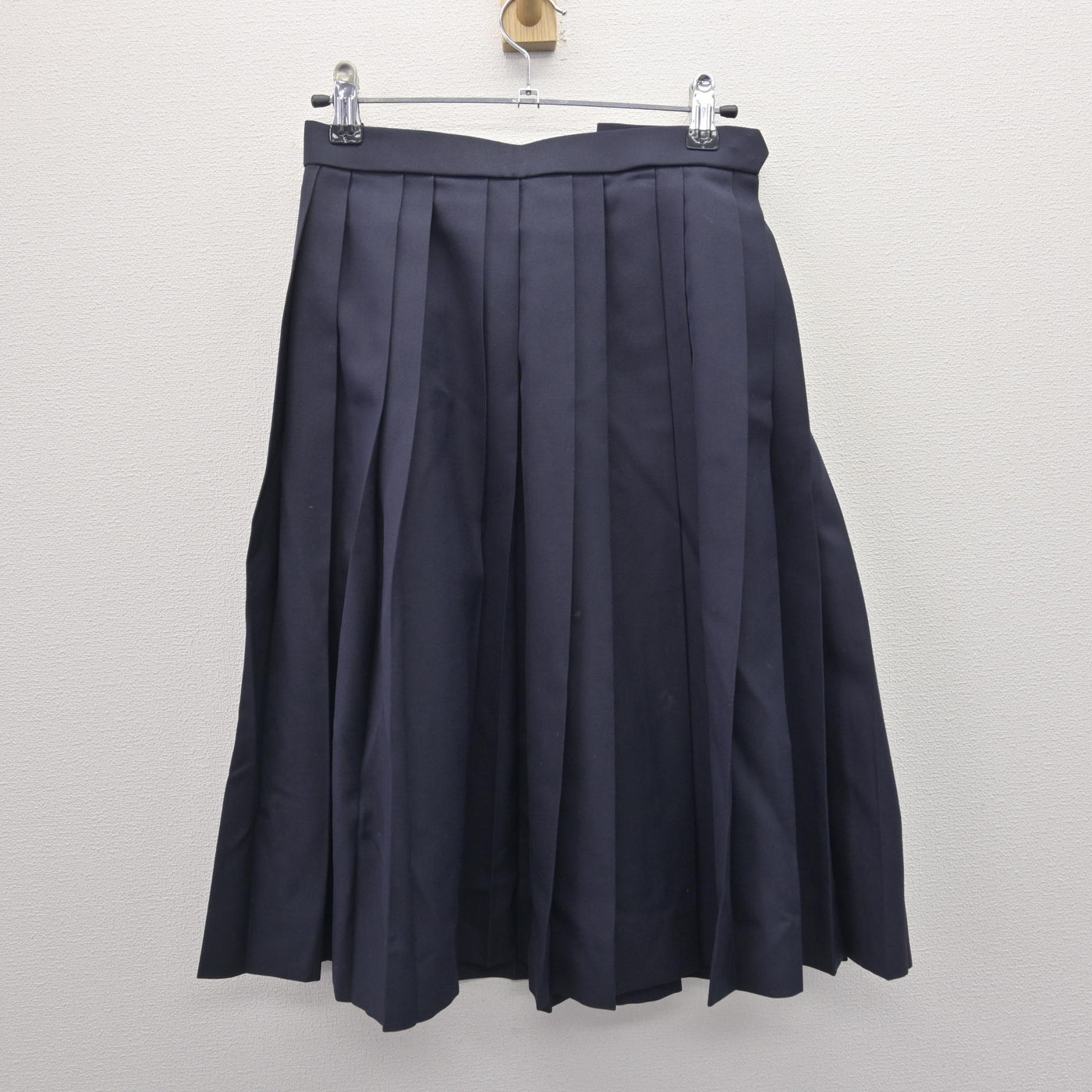 【中古】北海道 旭川北高等学校 女子制服 3点 (セーラー服・スカート) sf120883