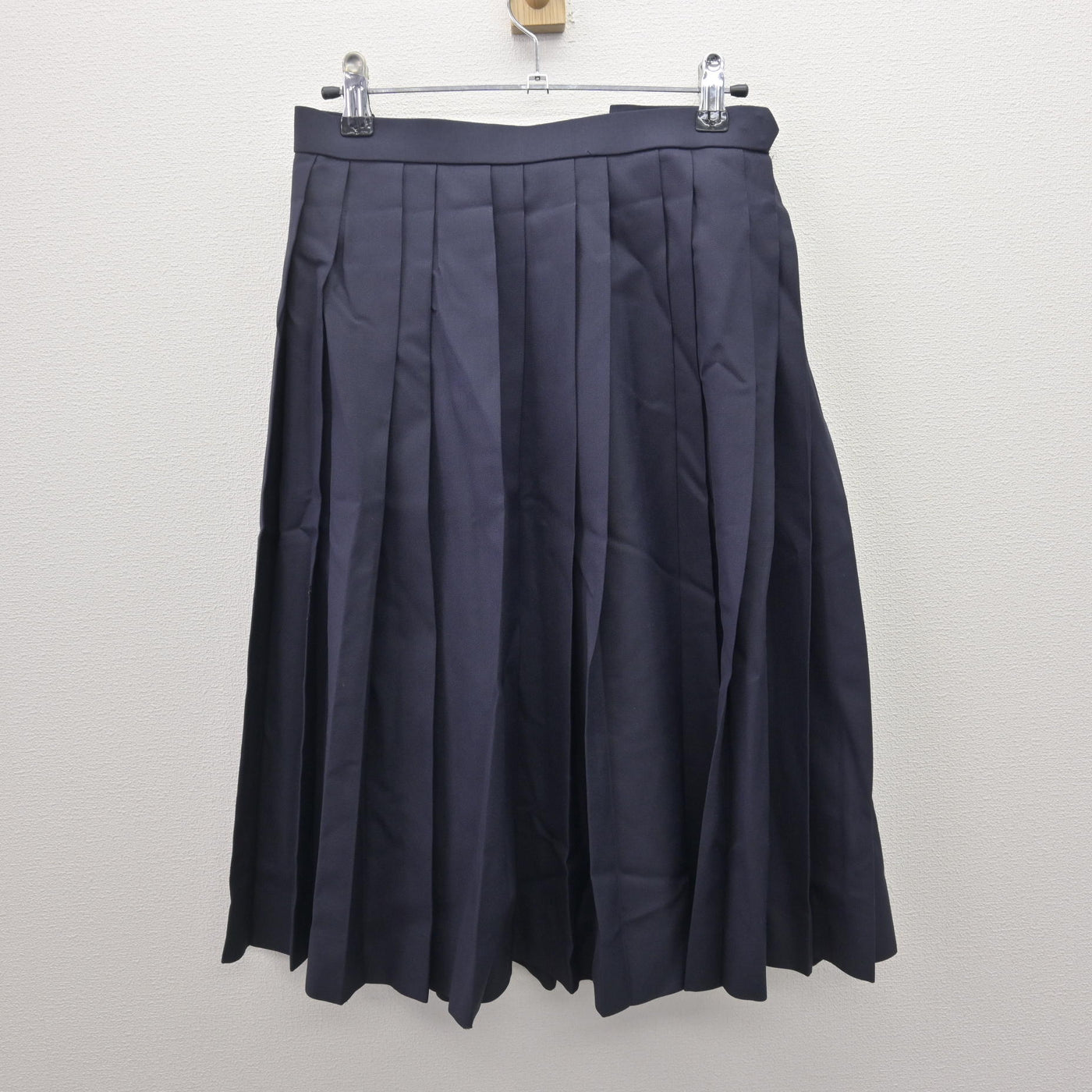 【中古】北海道 旭川北高等学校 女子制服 3点 (セーラー服・スカート) sf120886