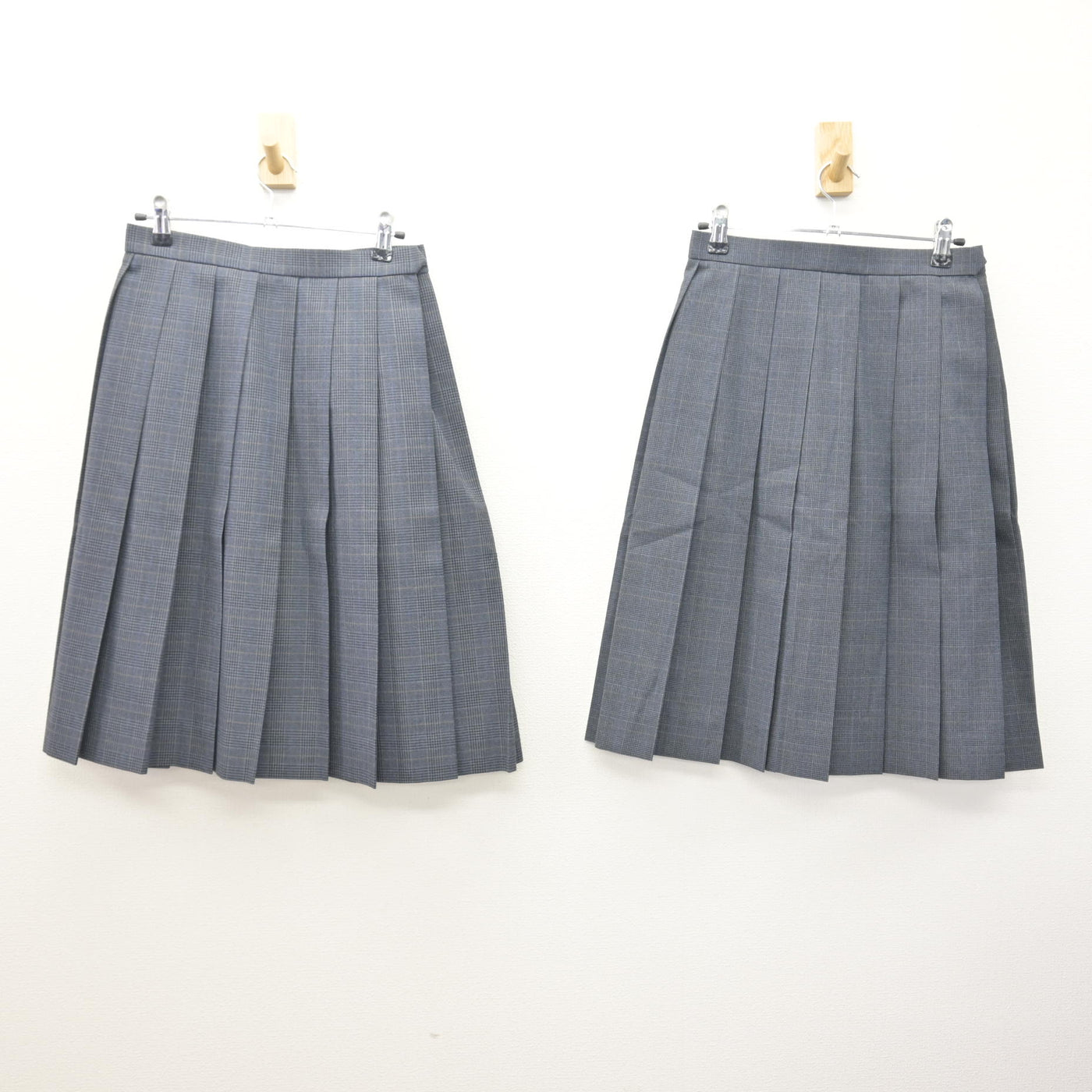 【中古】神奈川県 大綱中学校 女子制服 3点 (ブレザー・スカート) sf120901