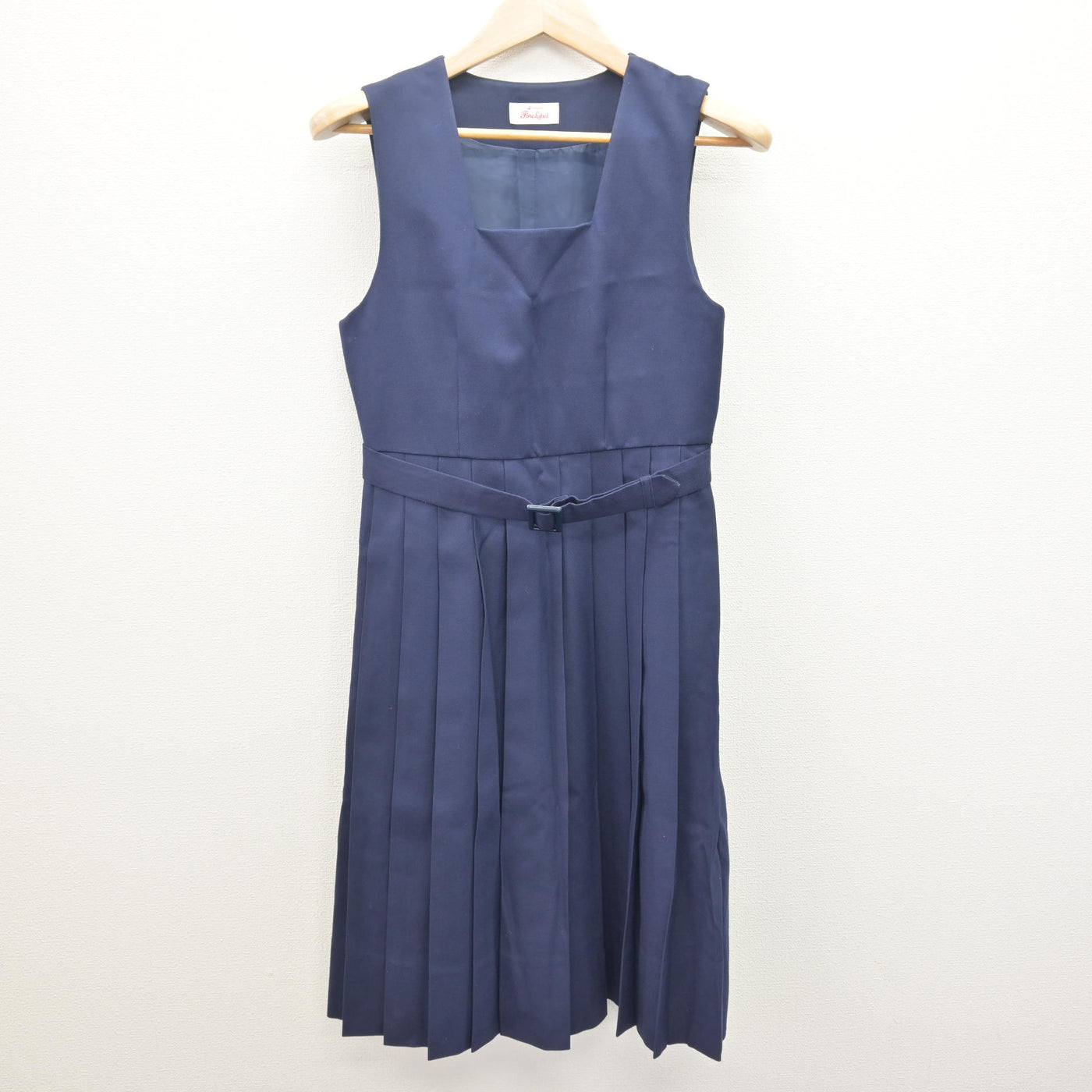【中古】福岡県 横手中学校 女子制服 2点 (セーラー服・ジャンパースカート) sf120907