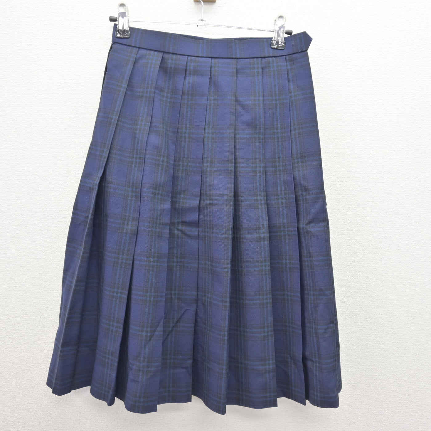 【中古】福岡県 春日高等学校 女子制服 2点 (シャツ・スカート) sf120911