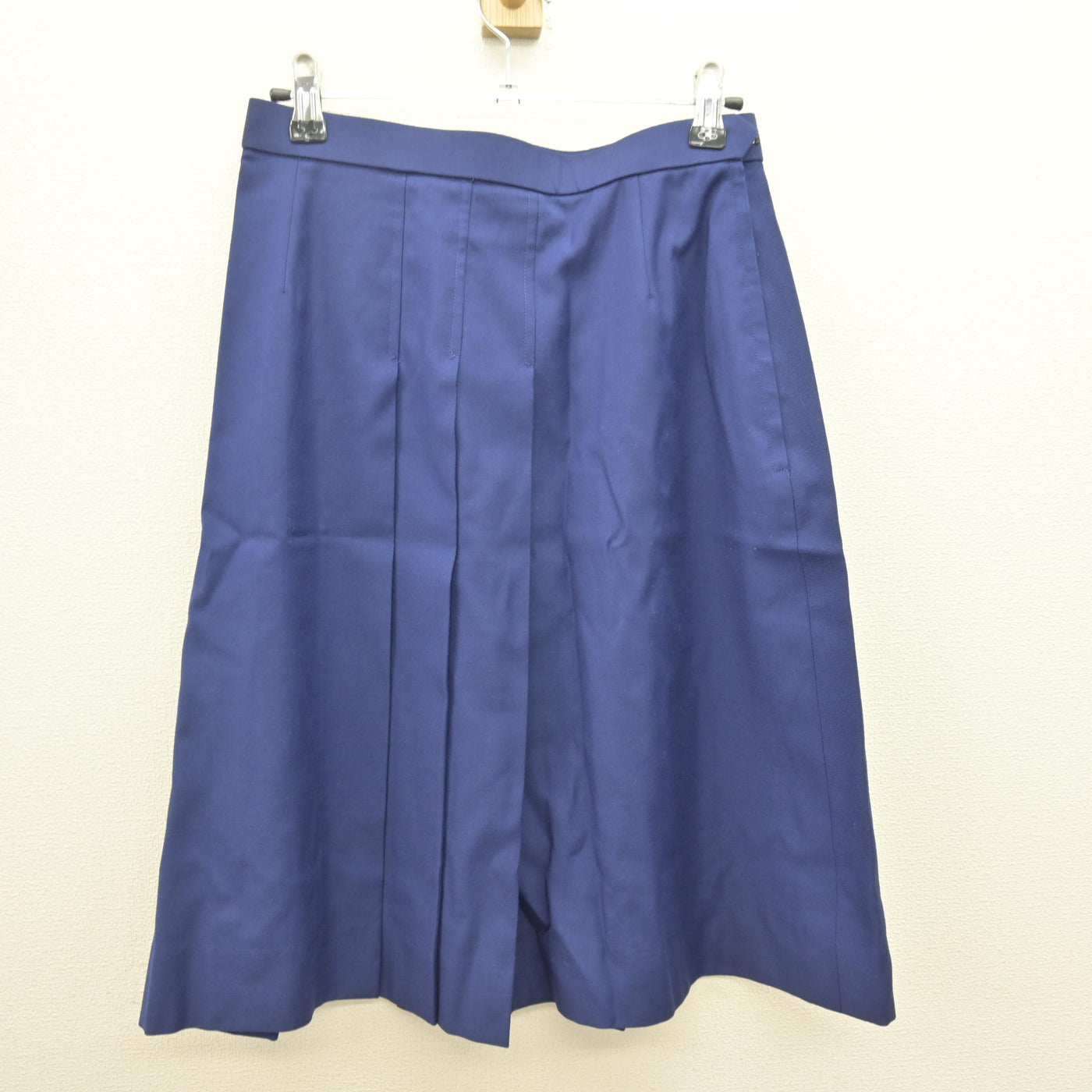 【中古】埼玉県 狭山経済高等学校 女子制服 3点 (ベスト・シャツ・スカート) sf120914