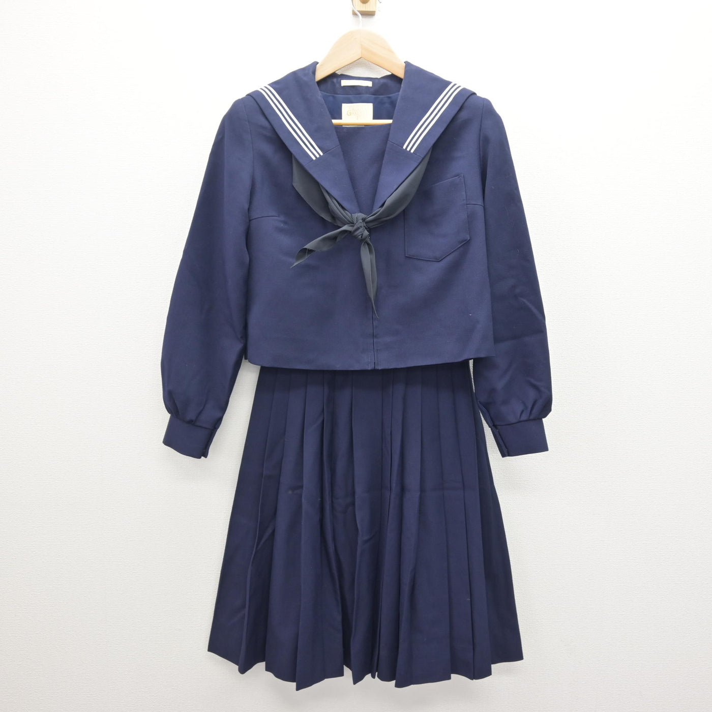 【中古】愛知県 川名中学校 女子制服 4点 (セーラー服・スカート) sf120973