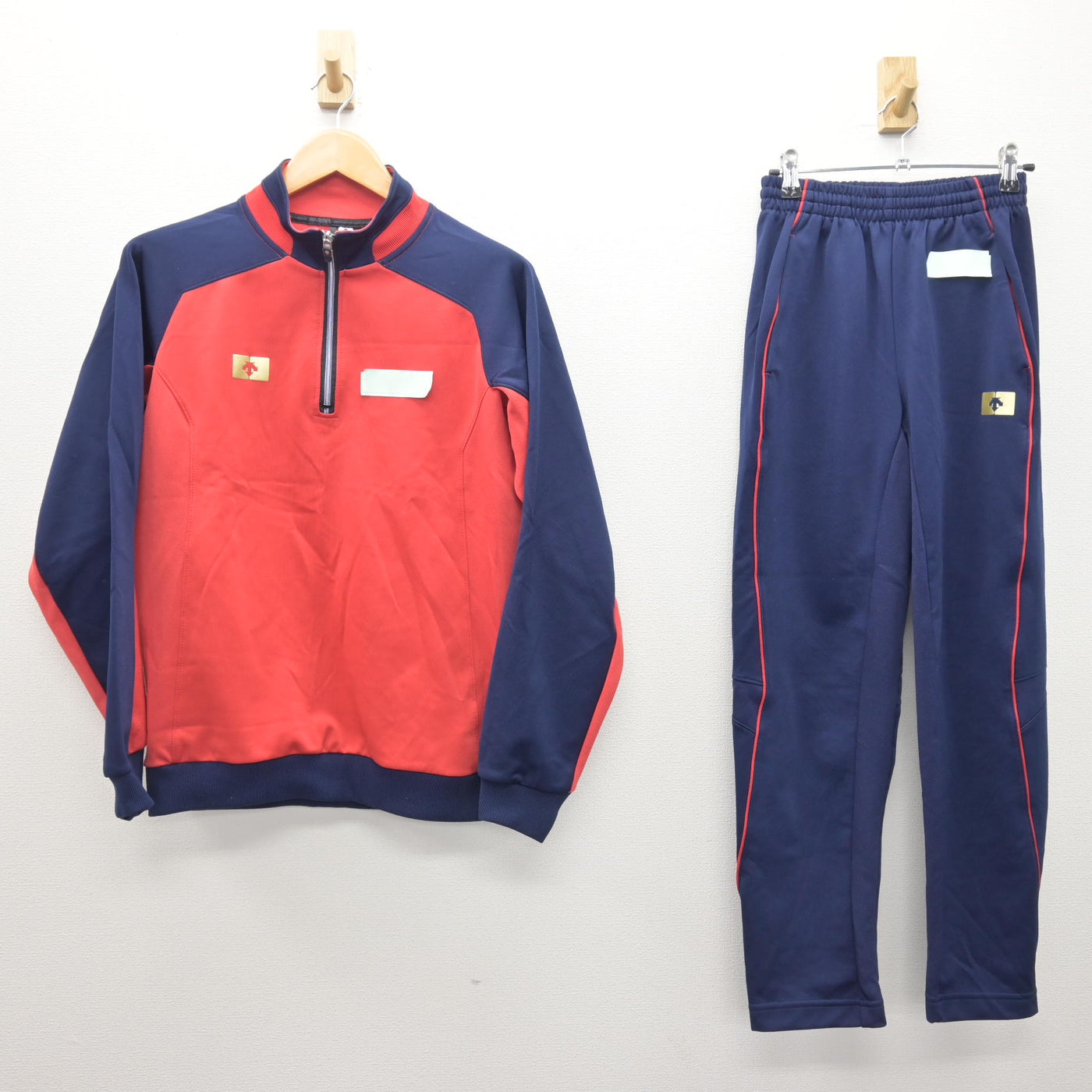 【中古】兵庫県 有馬高等学校 女子制服 2点 (ジャージ 上・ジャージ 下) sf120996