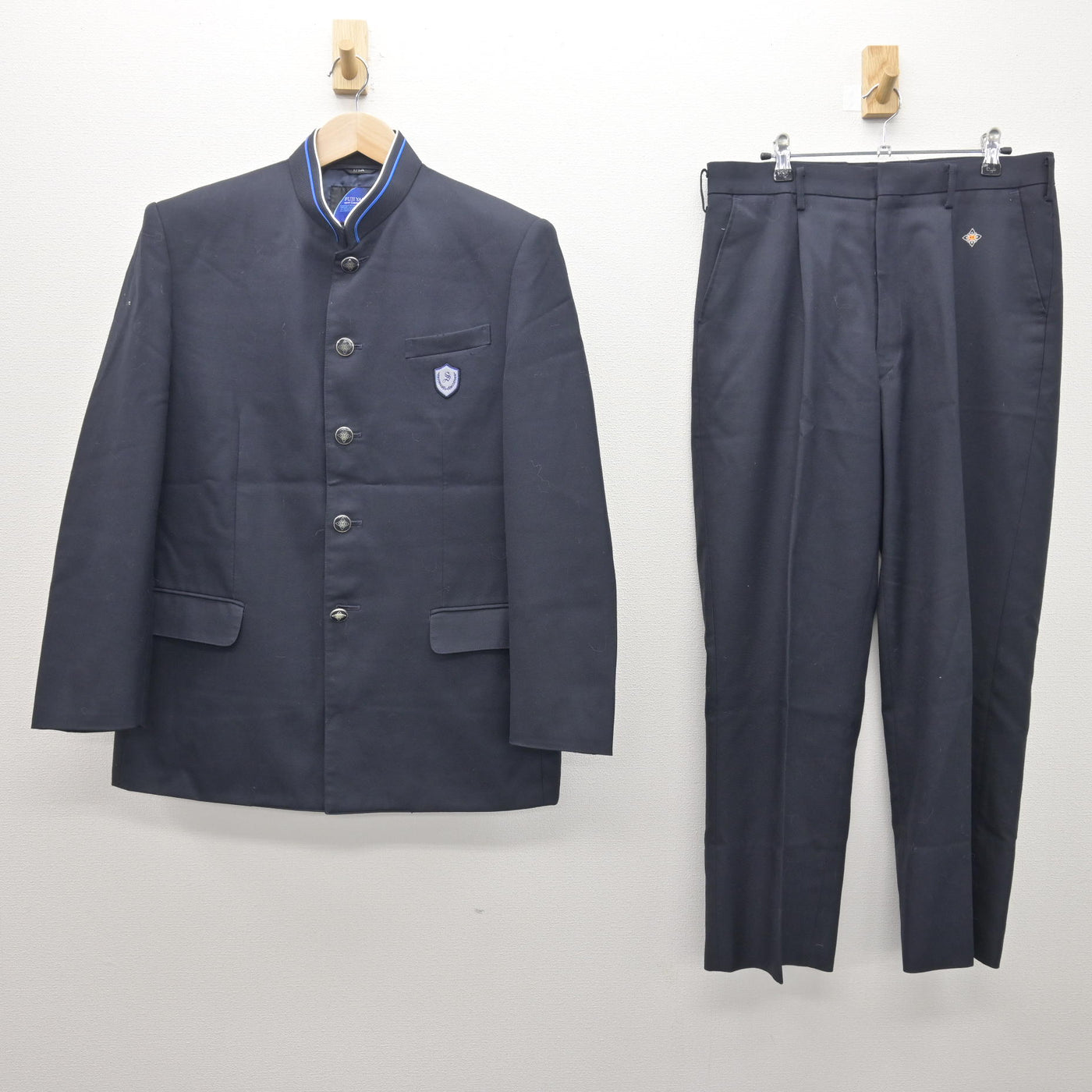 【中古】福島県 塩川中学校 男子制服 2点 (学ラン・ズボン) sf121009