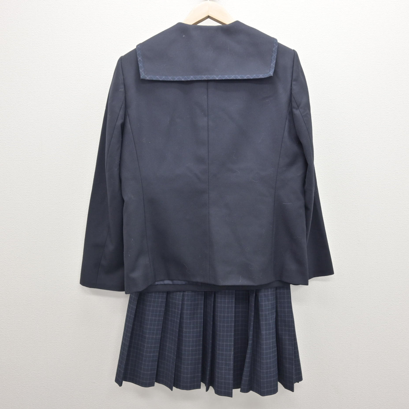 【中古】福島県 塩川中学校 女子制服 2点 (ブレザー・スカート) sf121010