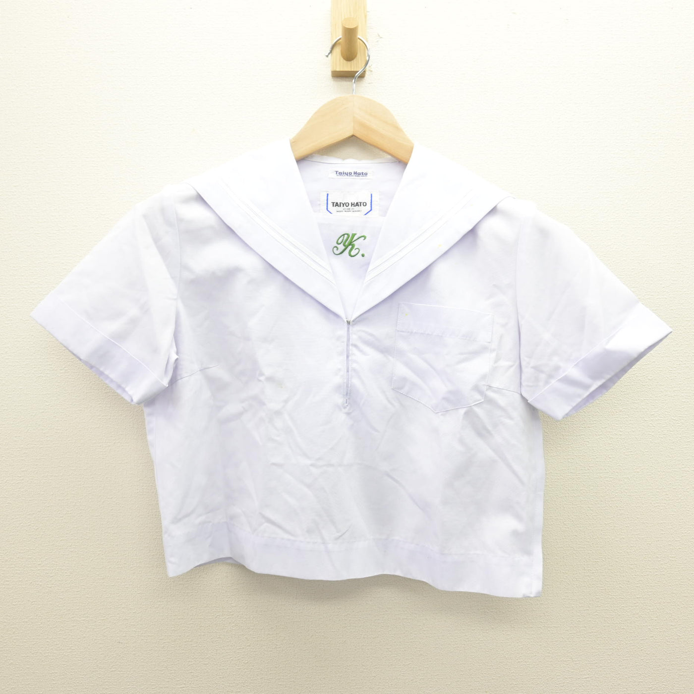【中古】 学校名不明 女子制服 2点 (セーラー服・スカート) sf121062