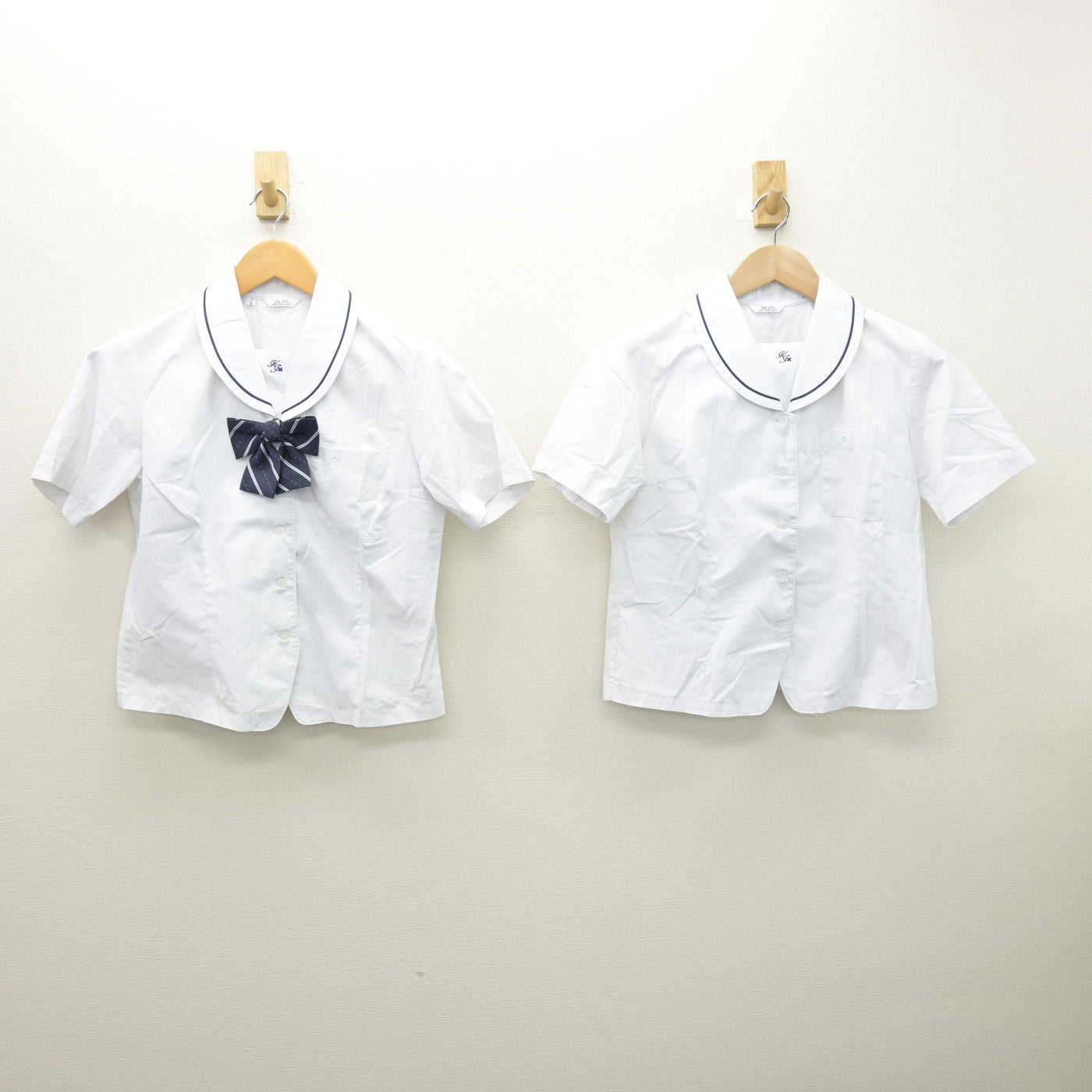 【中古】鹿児島県 鹿屋女子高等学校 女子制服 4点 (ブラウス・スカート) sf121072