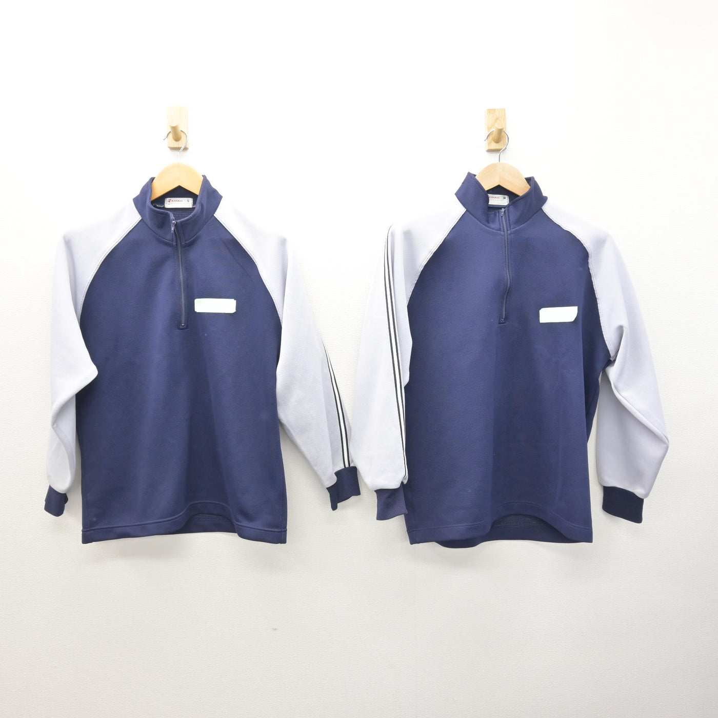 【中古】東京都 稲城第一中学校 女子制服 2点 (ジャージ 上・ジャージ 上) sf121077