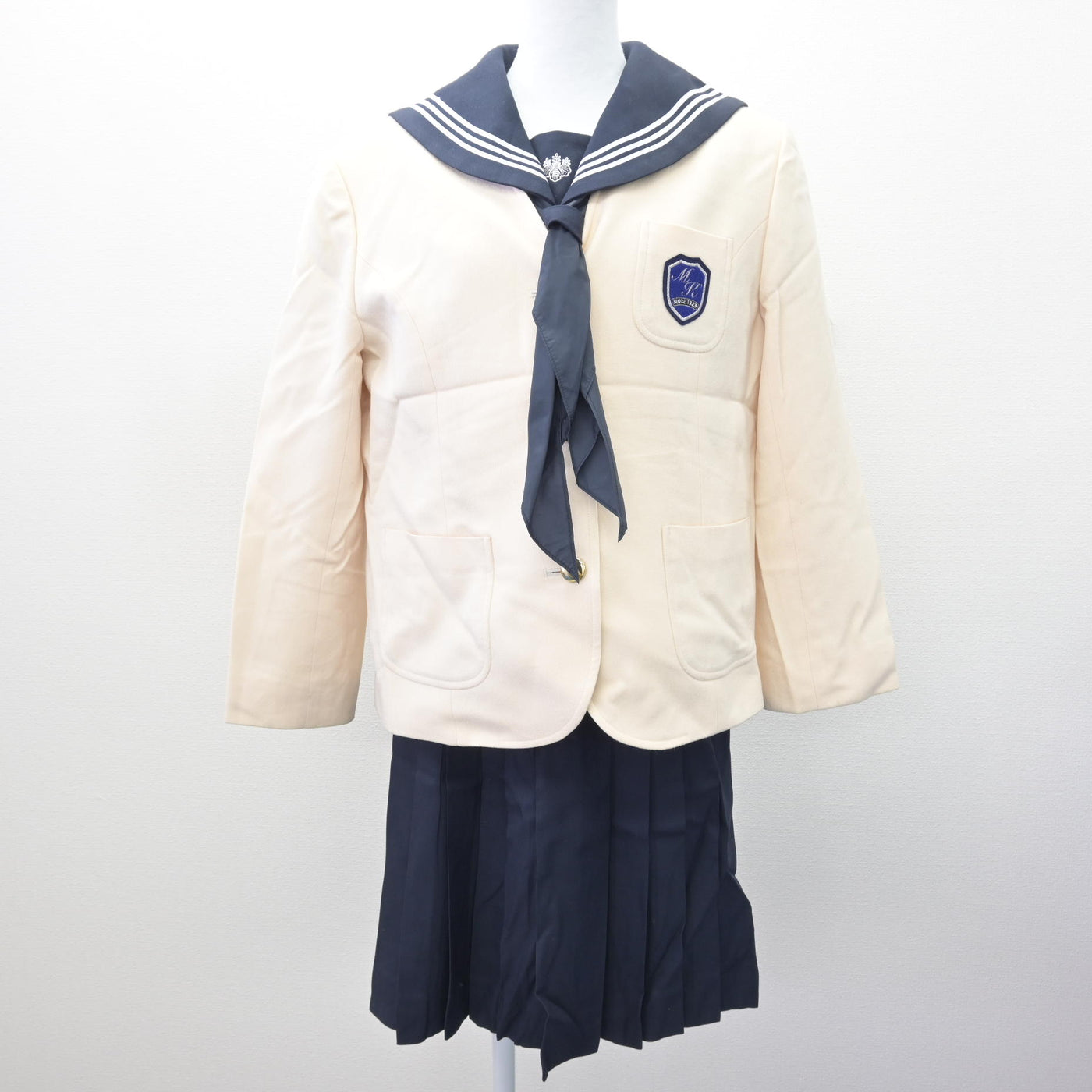 【中古】東京都 目白研心中学校・高等学校 女子制服 4点 (ブレザー・セーラー服・スカート) sf121081
