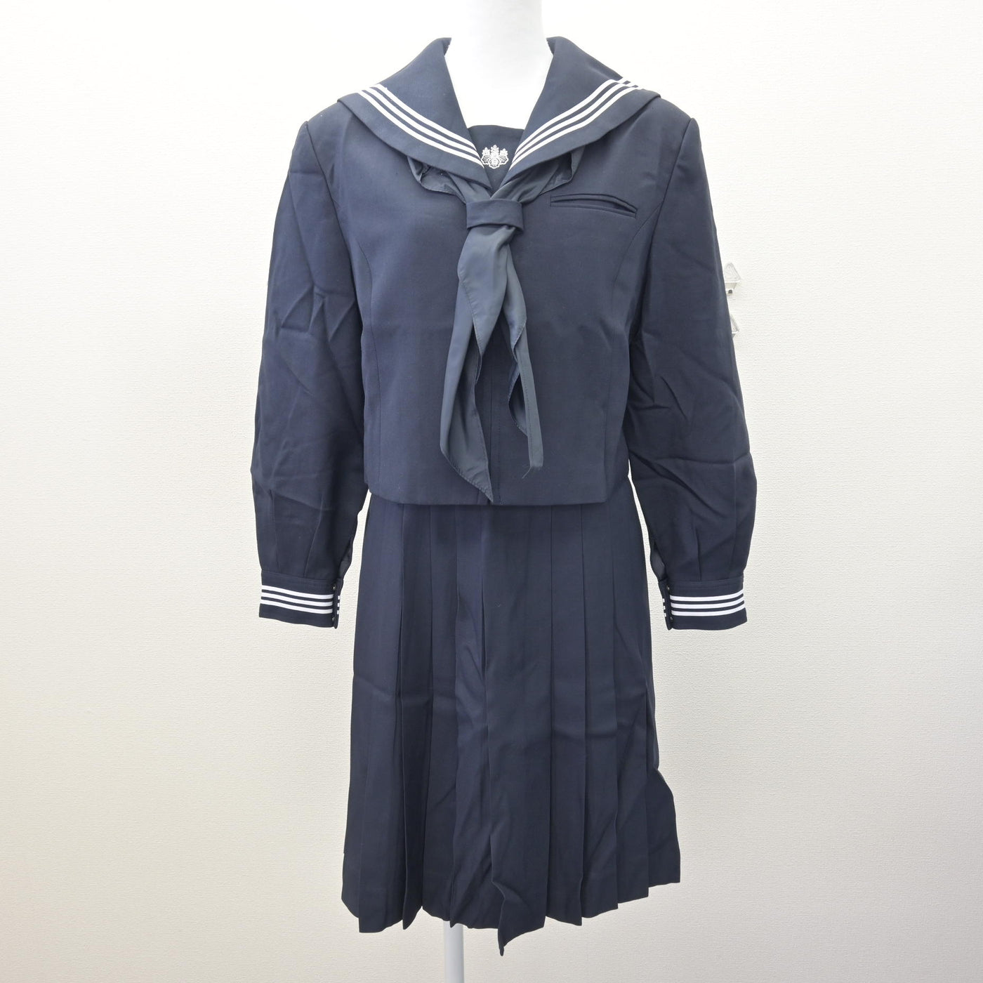 【中古】東京都 目白研心中学校・高等学校 女子制服 4点 (ブレザー・セーラー服・スカート) sf121081