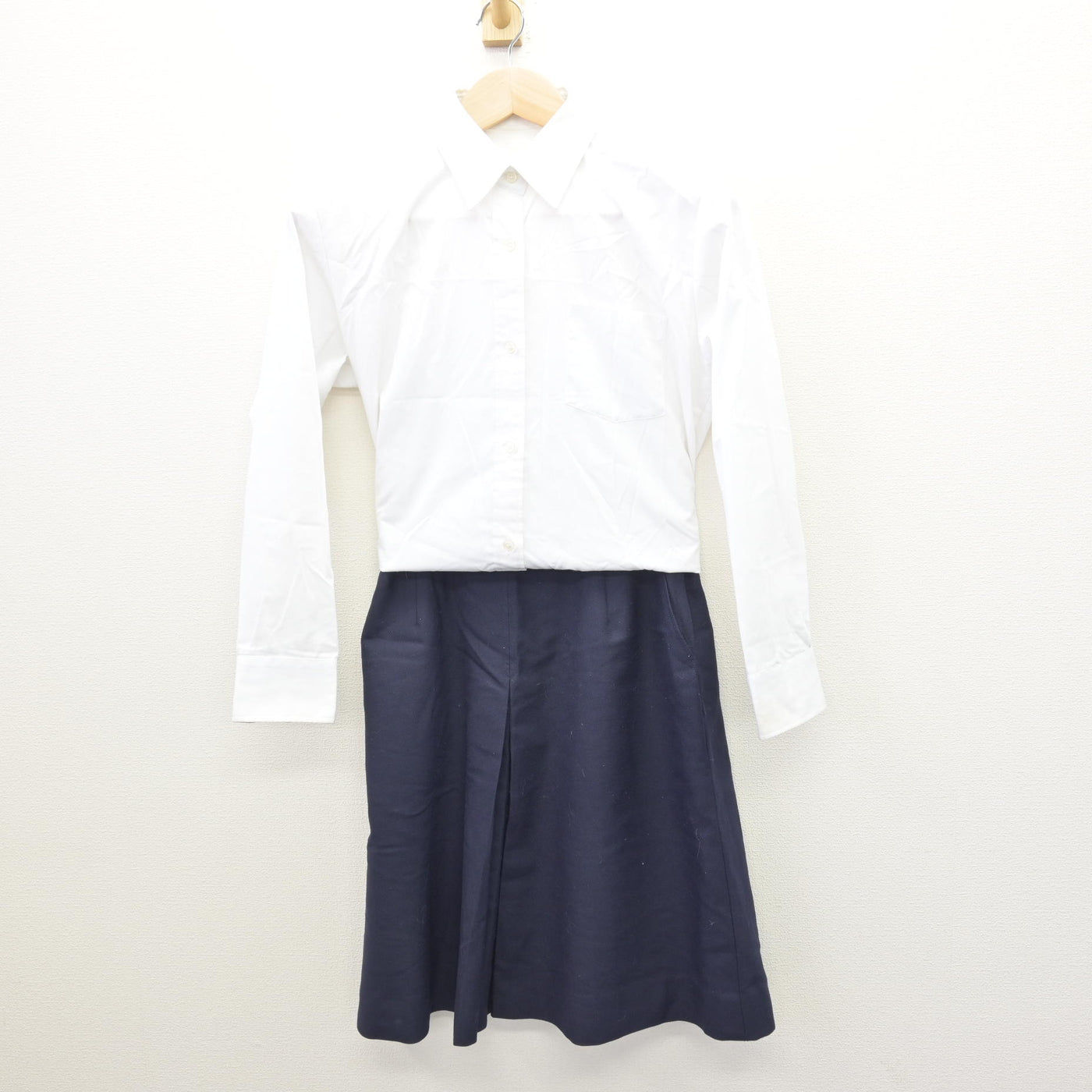 【中古】山梨県 日本航空高等学校 女子制服 3点 (ブレザー・シャツ・スカート) sf121097