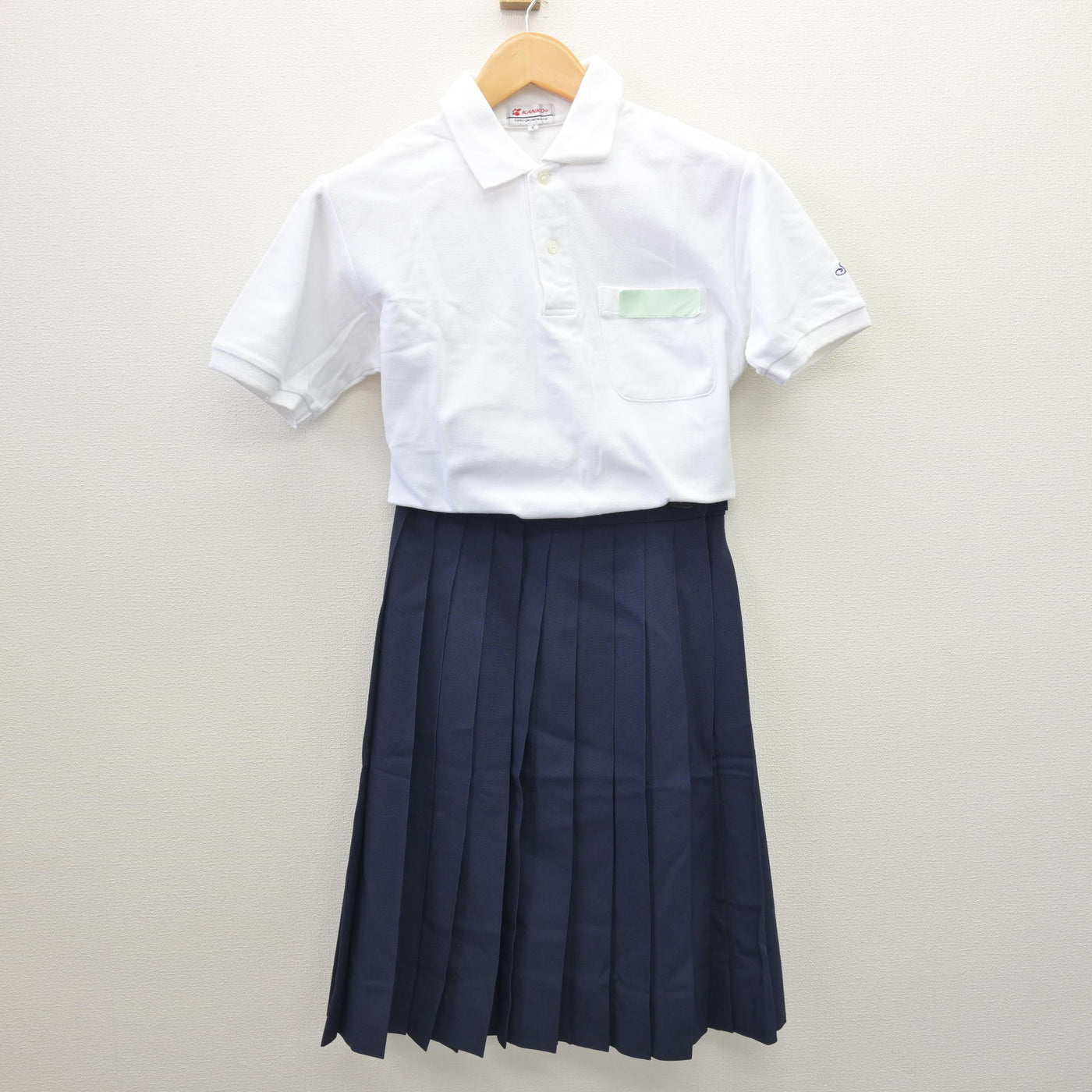 【中古】和歌山県 松洋中学校 女子制服 2点 (シャツ・スカート) sf121111