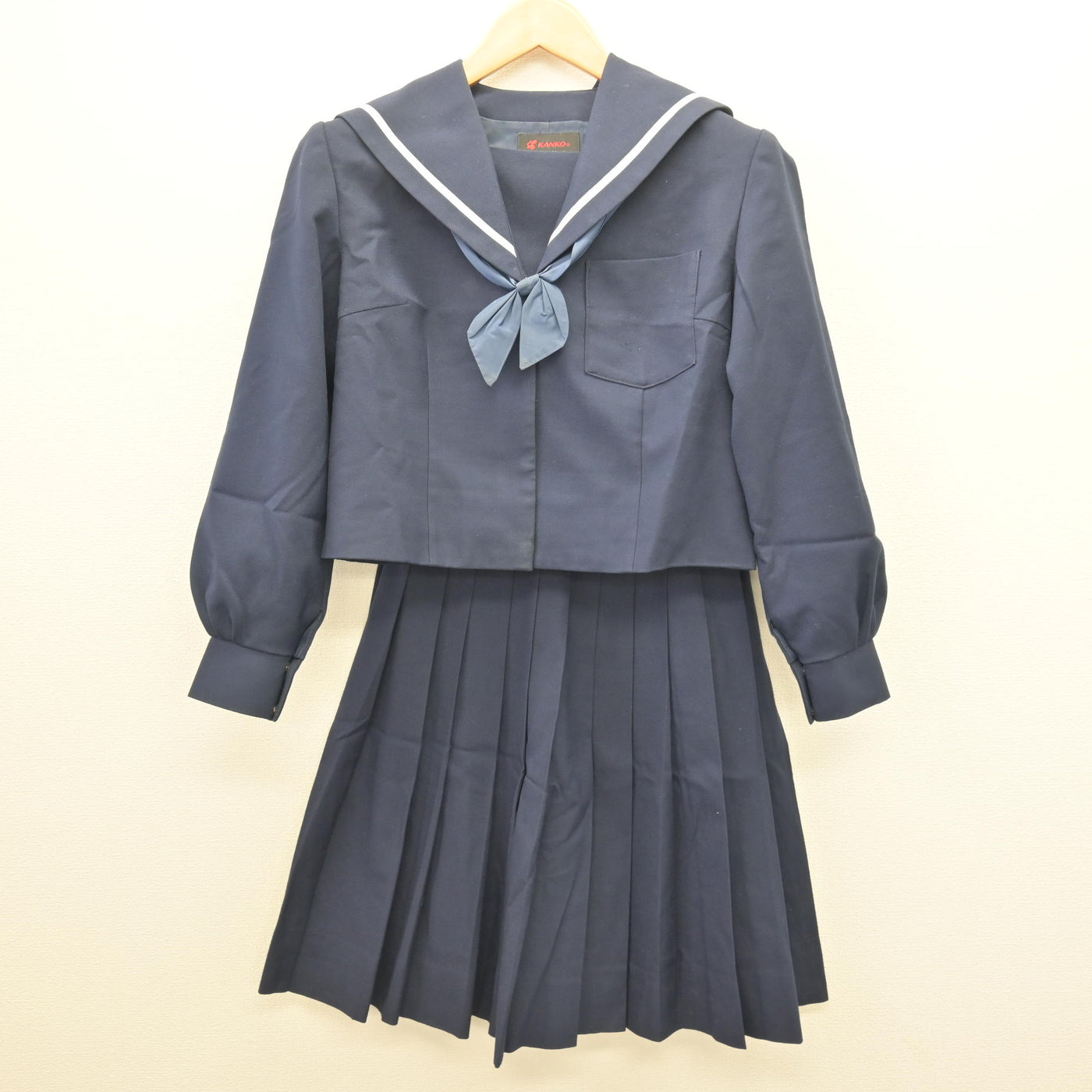 【中古】和歌山県 松洋中学校 女子制服 3点 (セーラー服・スカート) sf121113