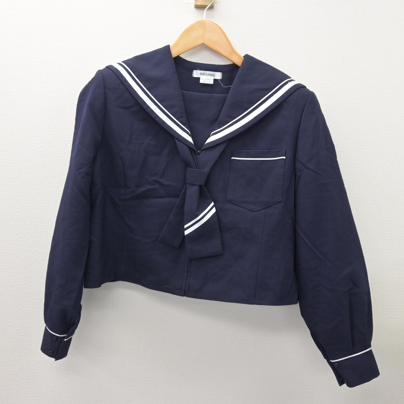 【中古】静岡県 神久呂中学校 女子制服 3点 (セーラー服・スカート) sf121143