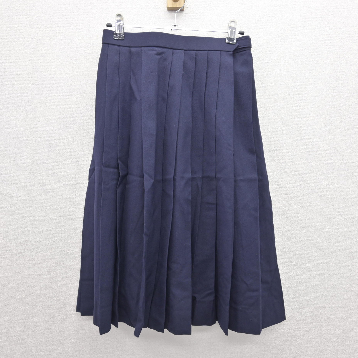 【中古】静岡県 神久呂中学校 女子制服 3点 (セーラー服・スカート) sf121143