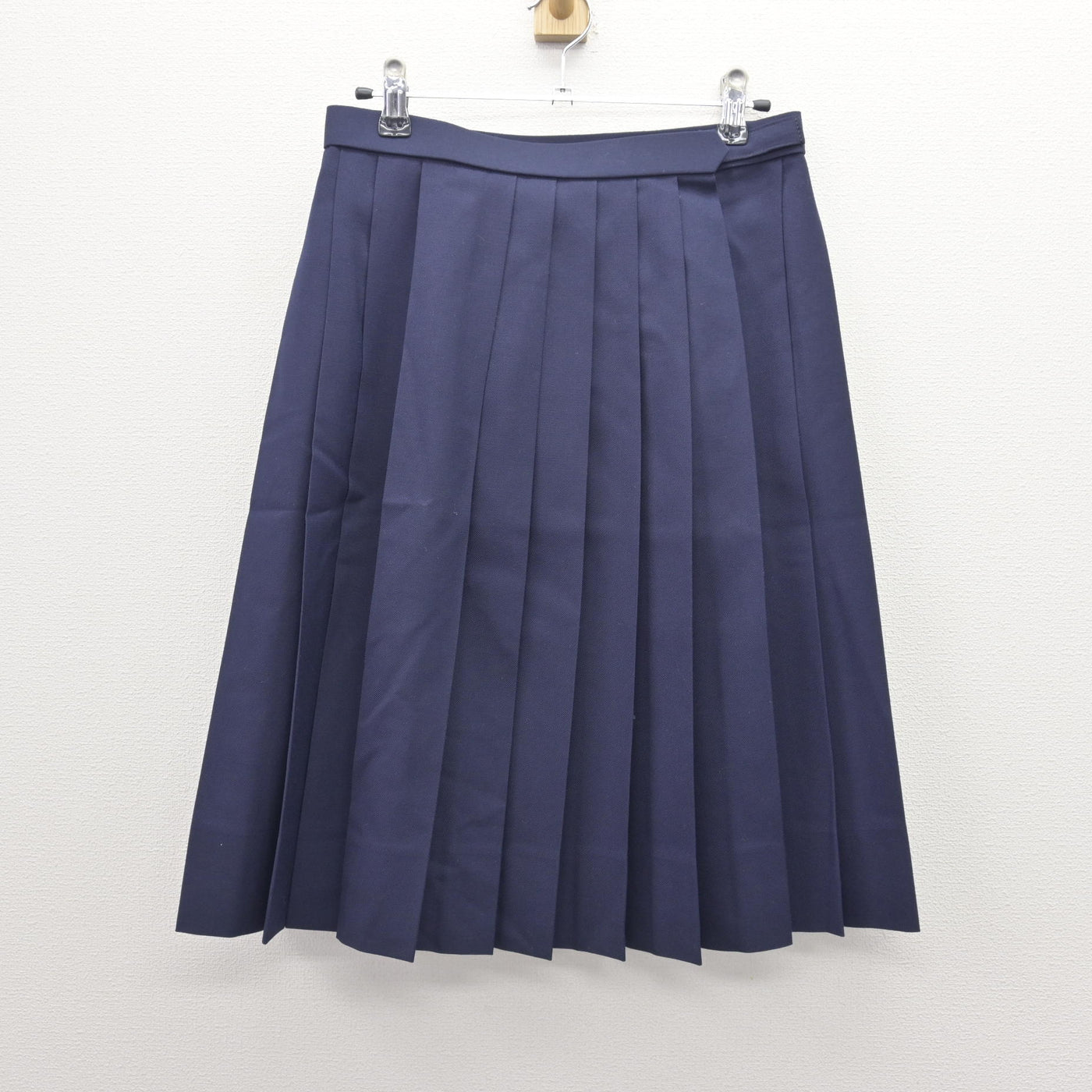【中古】奈良県 桜井西中学校 女子制服 3点 (セーラー服・スカート) sf121151