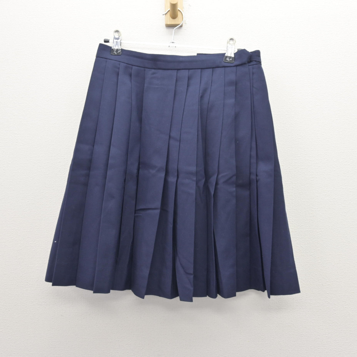 【中古】愛知県 昭和高等学校 女子制服 3点 (ブレザー・ニット・スカート) sf121158