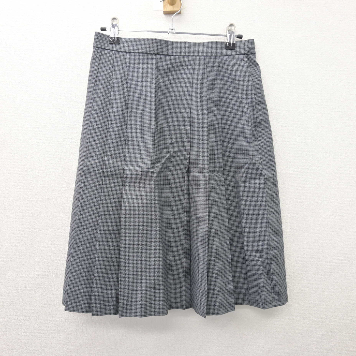 【中古】埼玉県 大宮東高等学校/旧制服 女子制服 4点 (ブレザー・ニット・スカート) sf121161