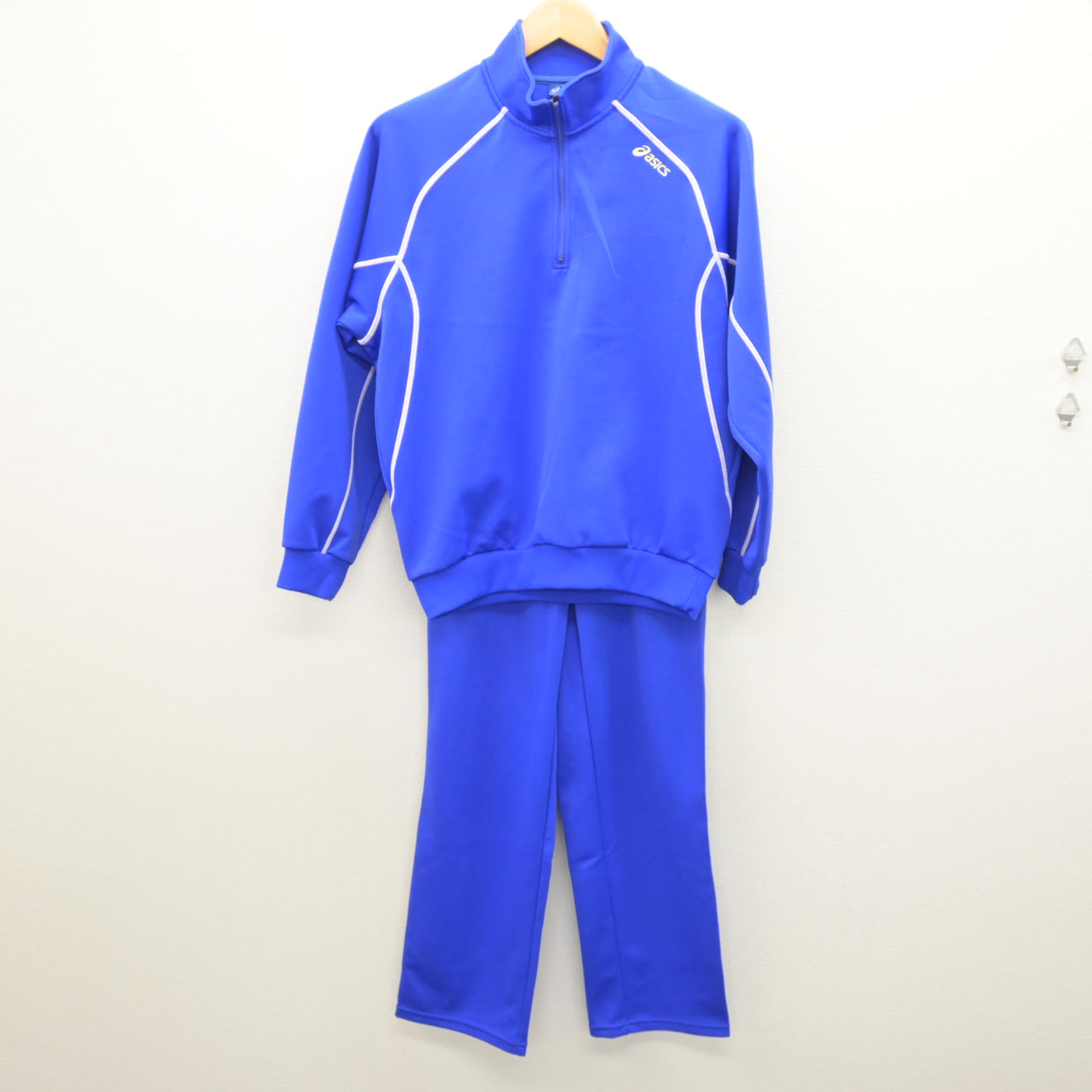 【中古】岐阜県 岐阜高等学校 女子制服 2点 (ジャージ 上・ジャージ 下) sf121165