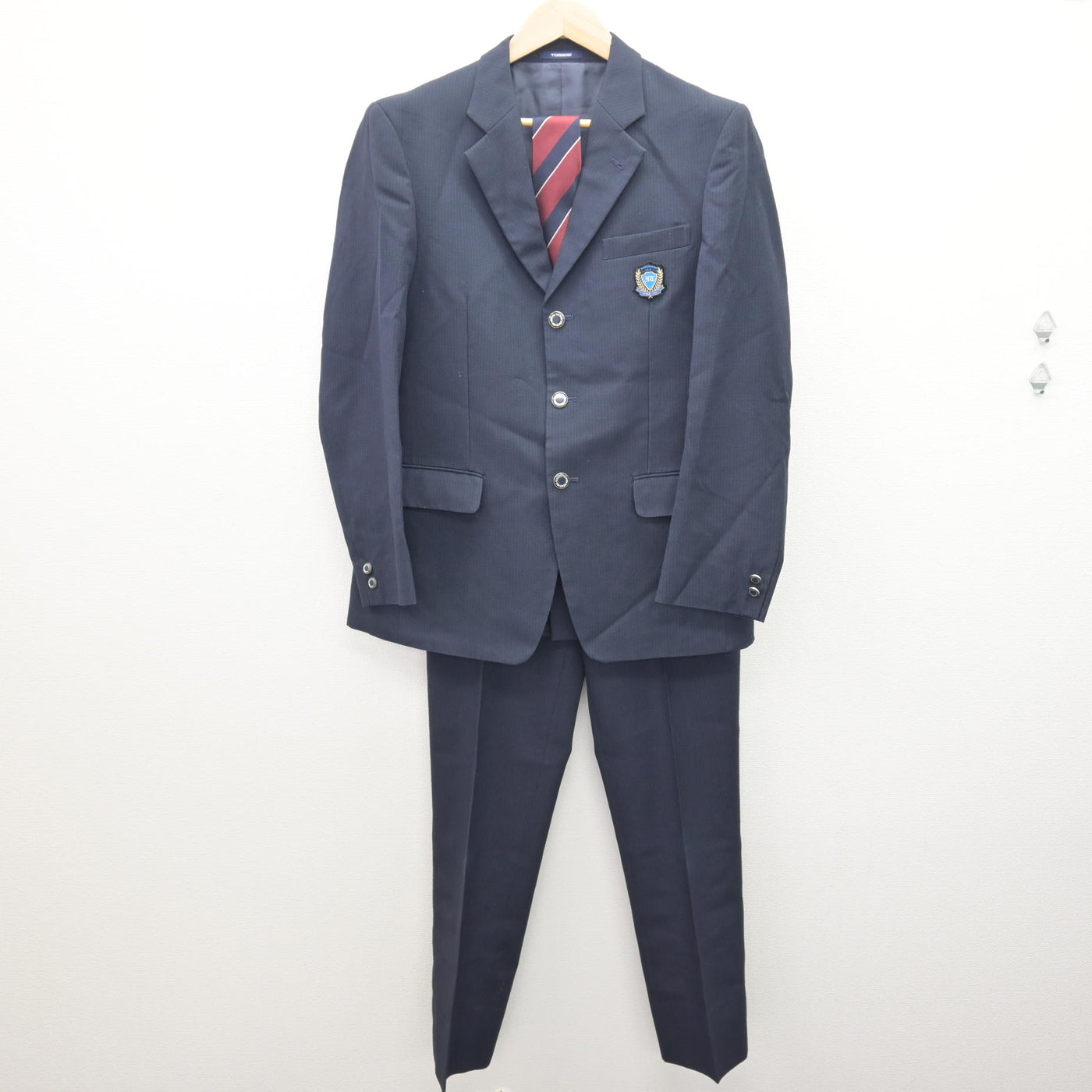 【中古】埼玉県 花咲徳栄高等学校 男子制服 4点 (ブレザー・ニット・ズボン) sf121166