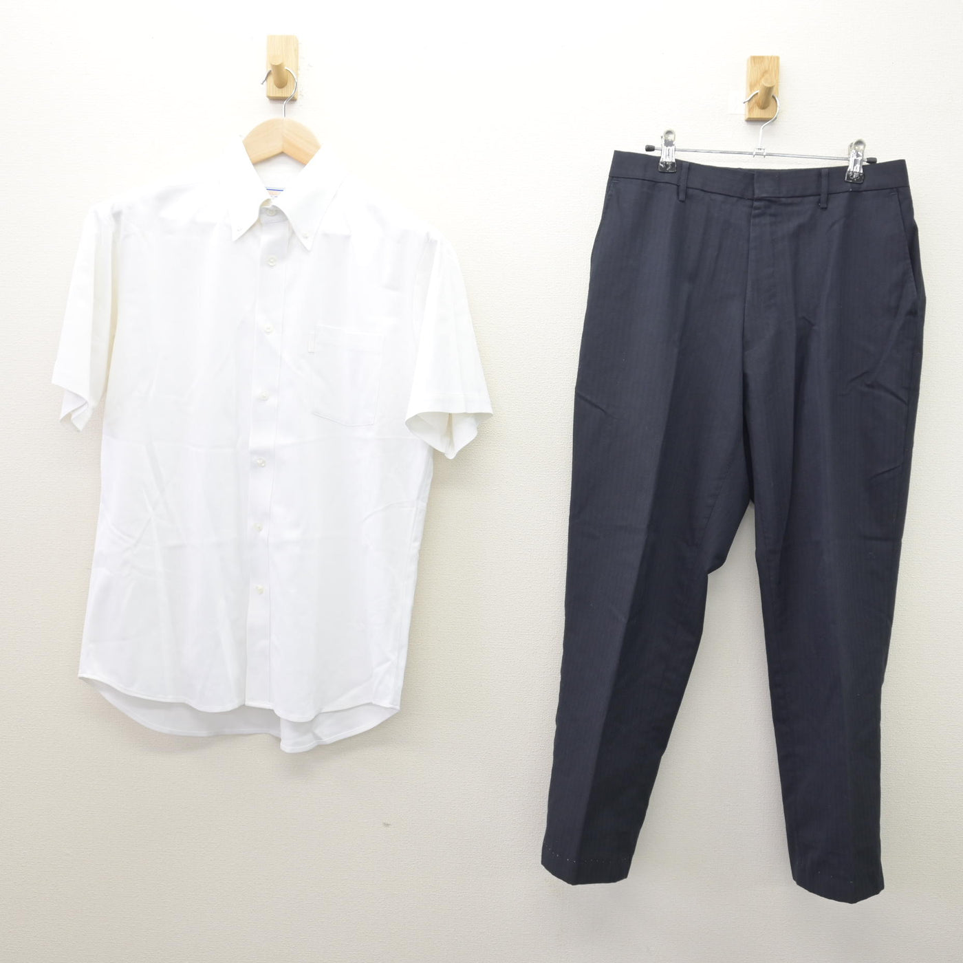 【中古】埼玉県 花咲徳栄高等学校 男子制服 2点 (シャツ・ズボン) sf121169