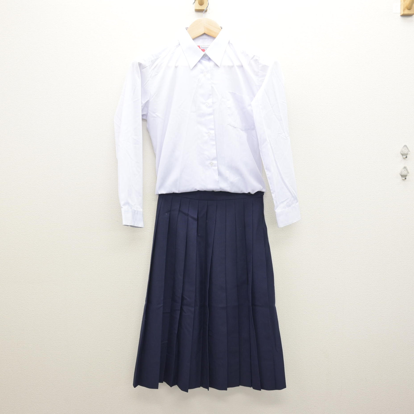 【中古】神奈川県 上溝南中学校 女子制服 3点 (シャツ・スカート・スカート) sf121176