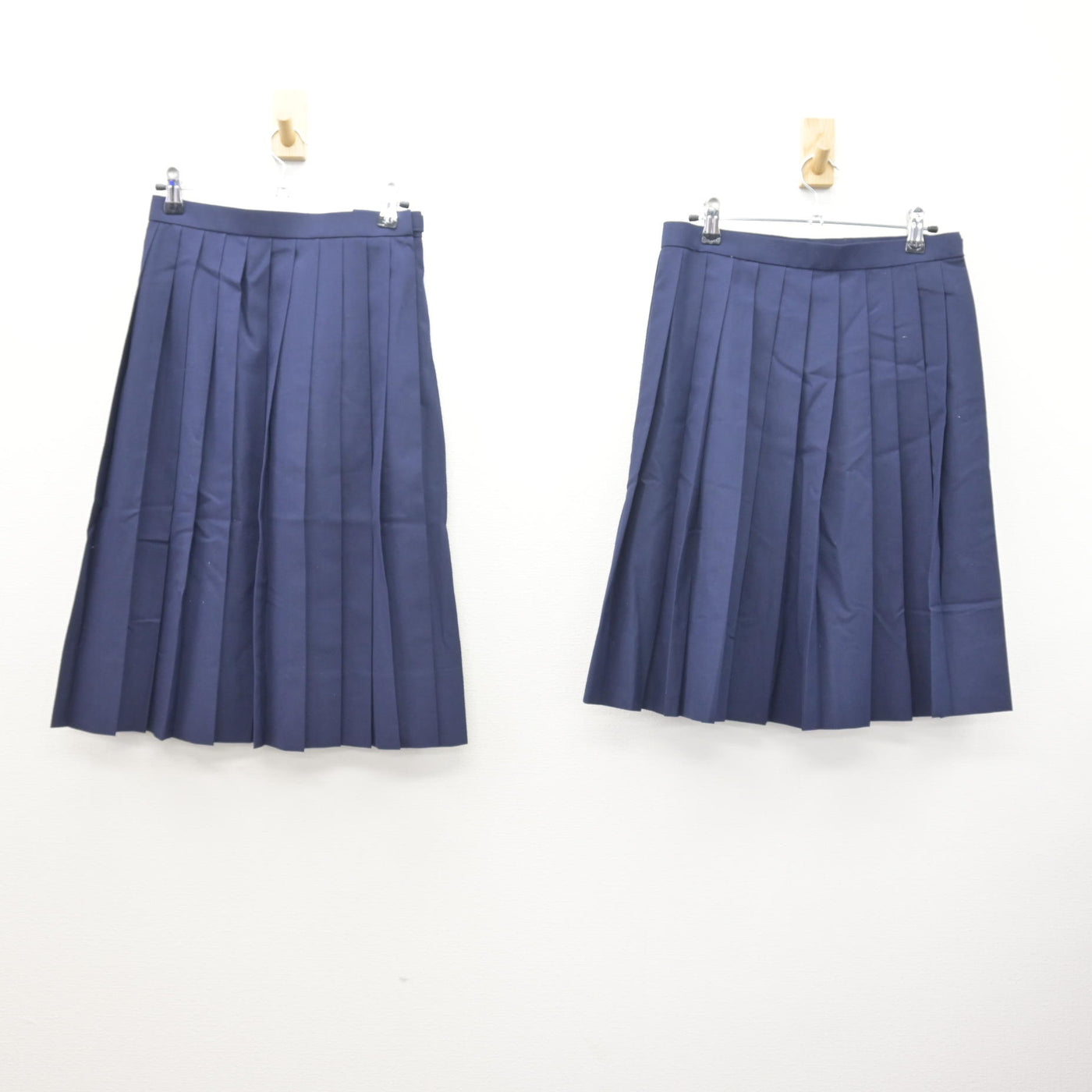 【中古】神奈川県 上溝南中学校 女子制服 3点 (シャツ・スカート・スカート) sf121176
