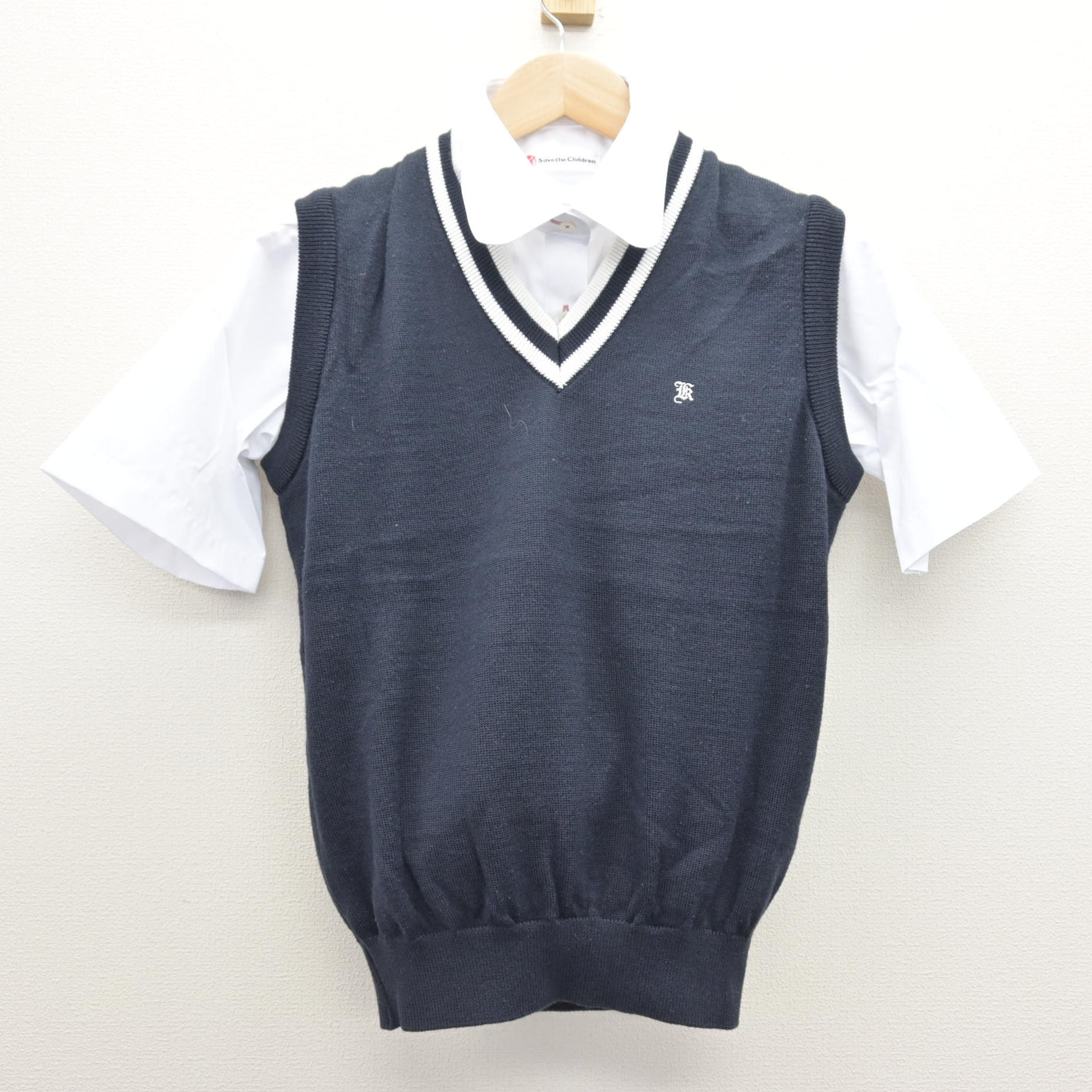 中古】新潟県 開志国際高等学校 女子制服 2点 (ニットベスト・シャツ 