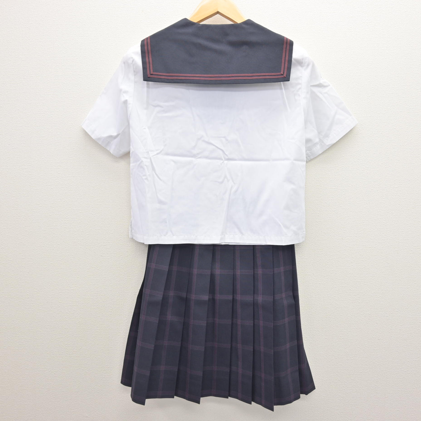 【中古】東京都 中野区立第十中学校 女子制服 2点 (セーラー服・スカート) sf121208