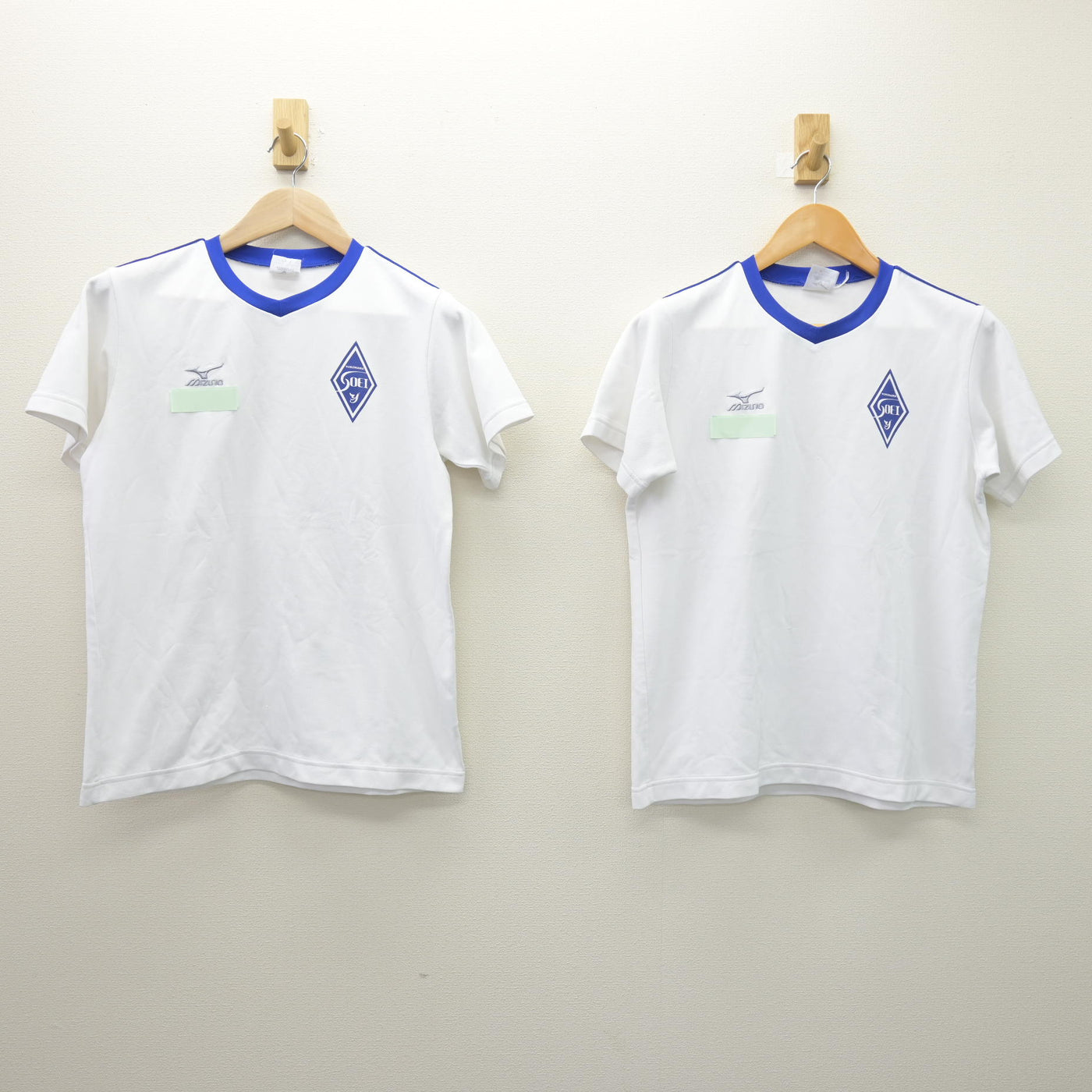 【中古】神奈川県 横浜創英高等学校 女子制服 2点 (体操服 上) sf121218