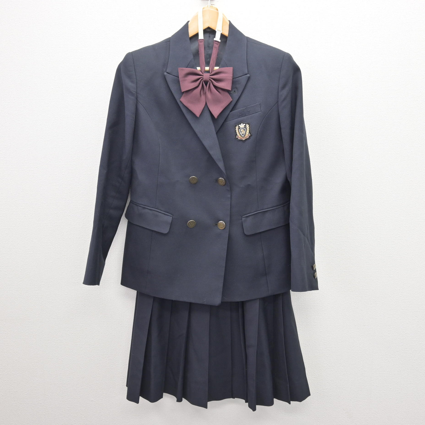 【中古】埼玉県 埼玉栄高等学校 女子制服 3点 (ブレザー・スカート) sf121227