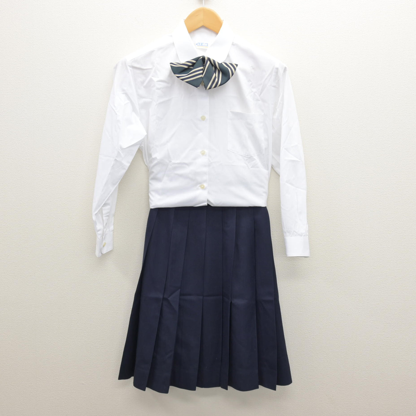 【中古】東京都 日本大学第三高等学校 女子制服 5点 (ブレザー・シャツ・ニット・スカート) sf121256
