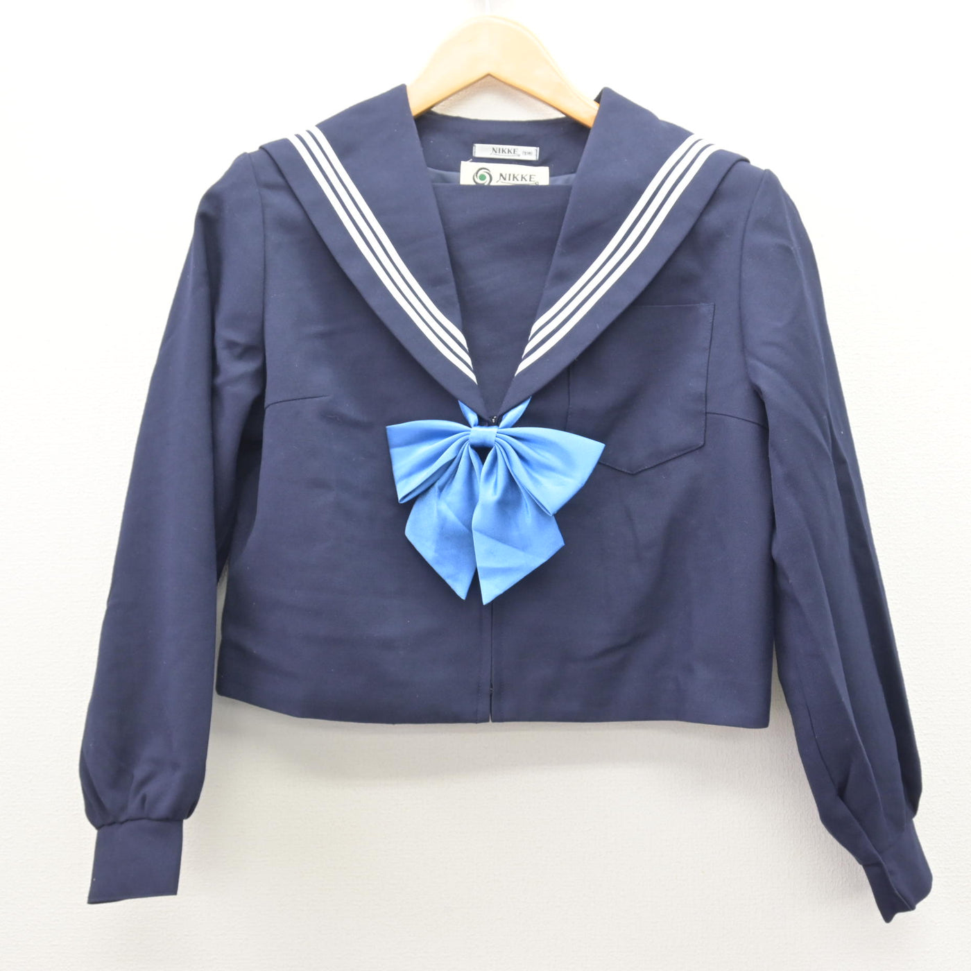 【中古】愛知県 香流中学校 女子制服 3点 (セーラー服・スカート) sf121262