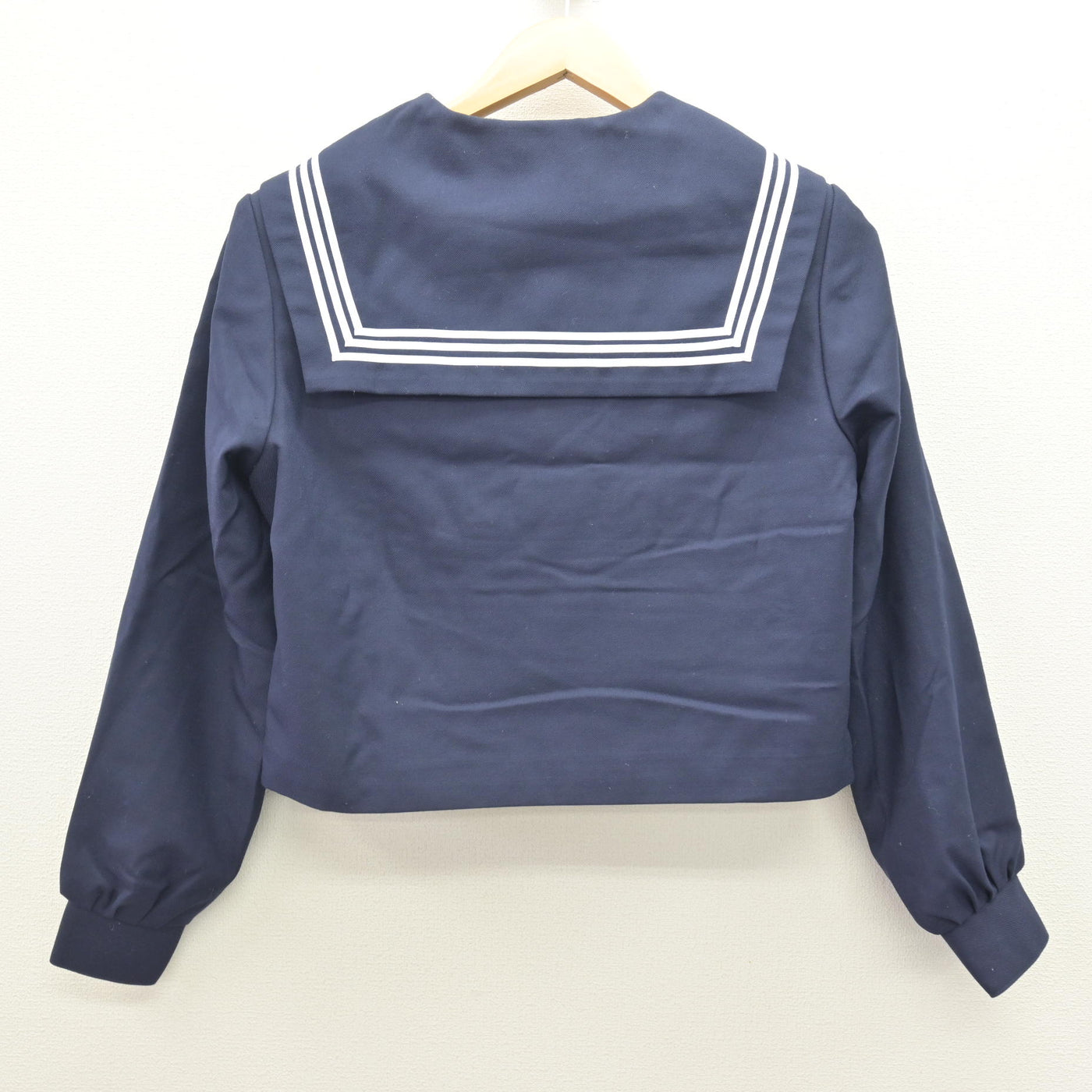 【中古】愛知県 香流中学校 女子制服 3点 (セーラー服・スカート) sf121262