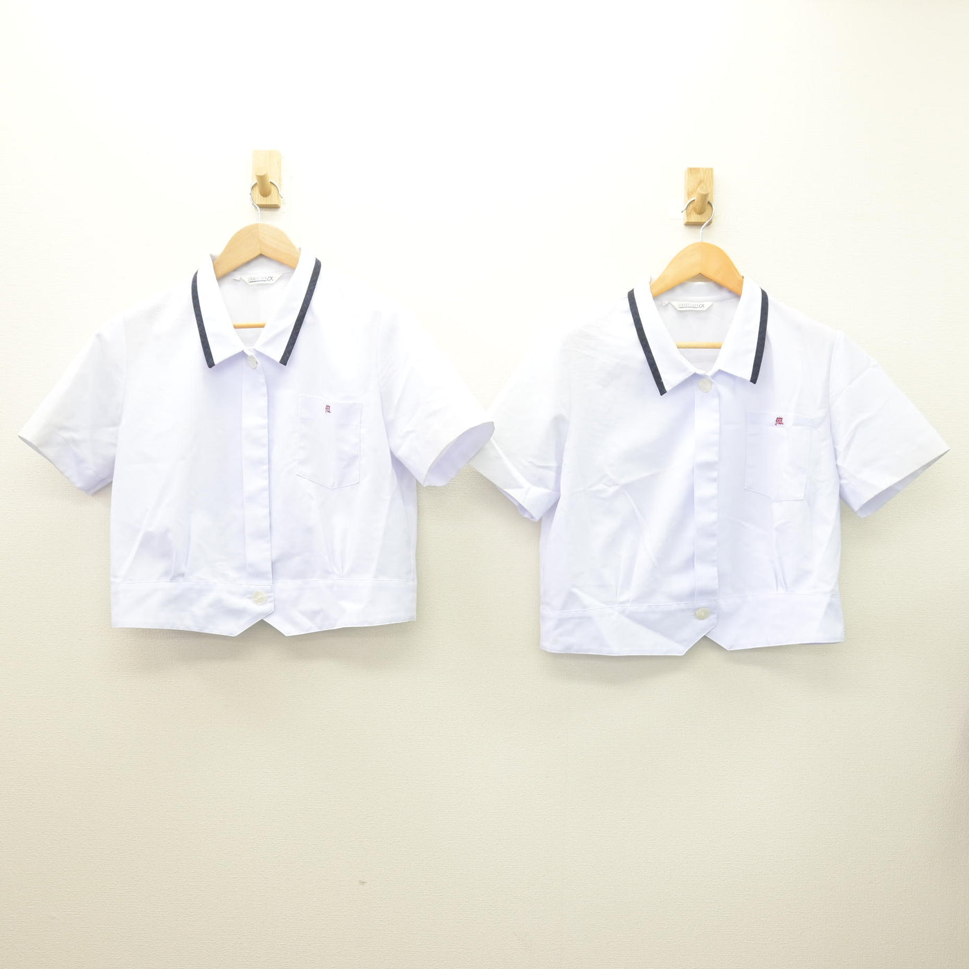 【中古】兵庫県 三木高等学校 女子制服 3点 (シャツ・スカート) sf121270