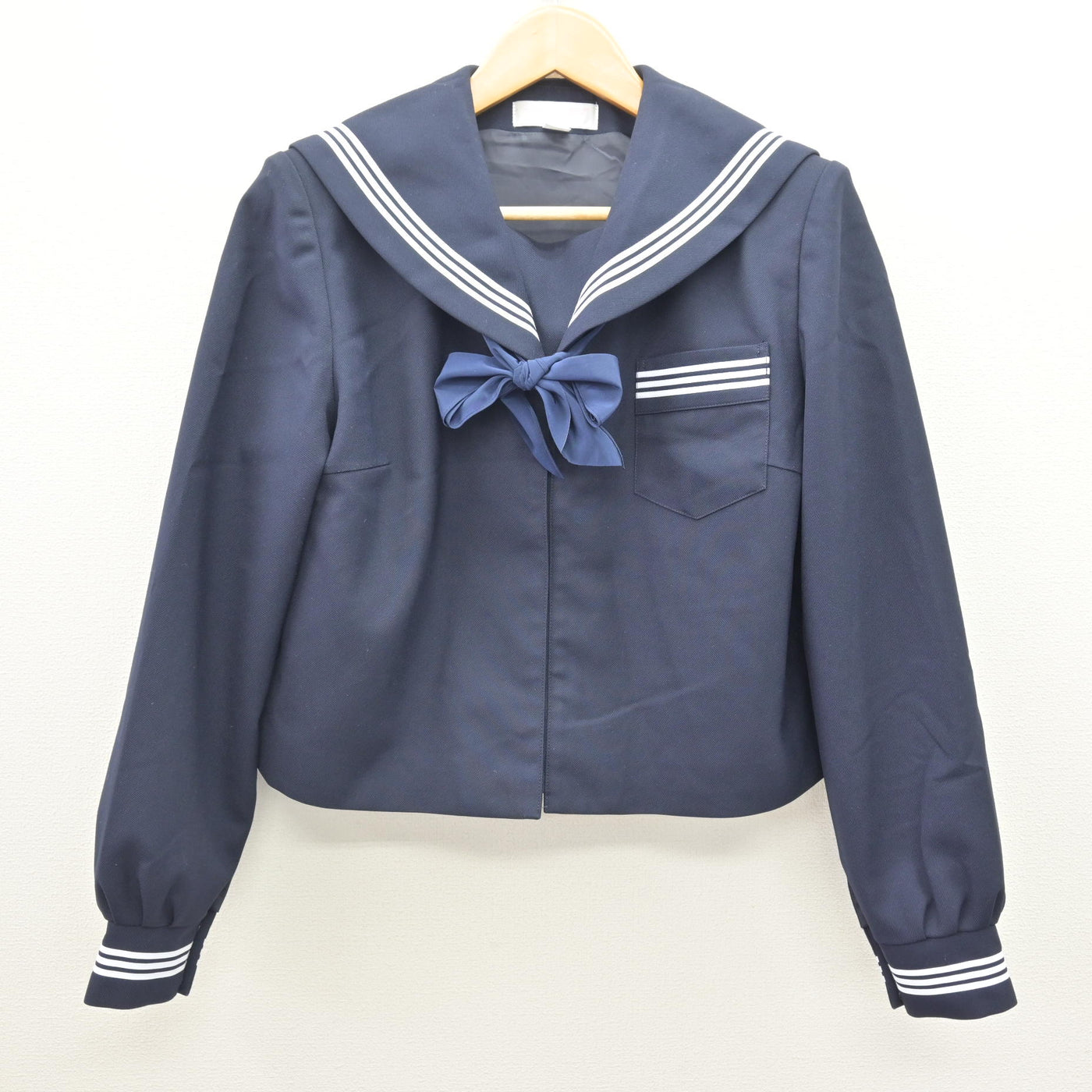 【中古】静岡県 神明中学校 女子制服 3点 (セーラー服・スカート) sf121272
