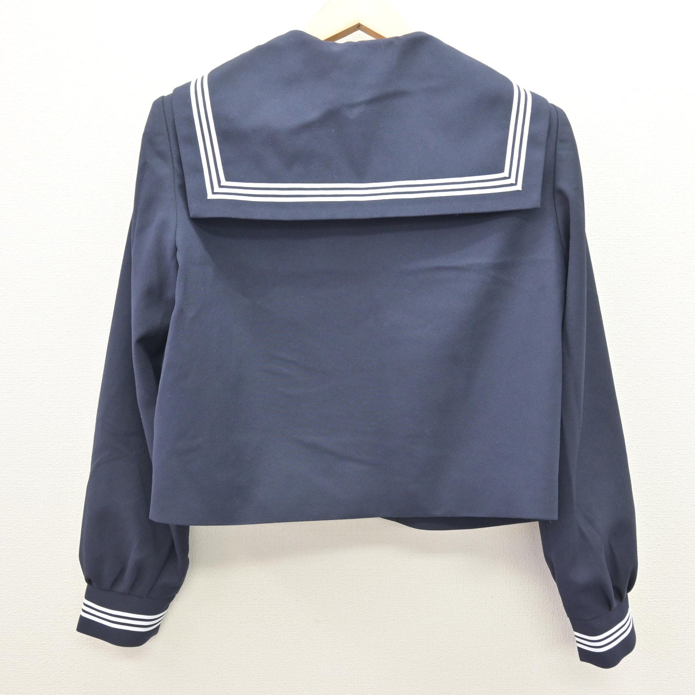 【中古】静岡県 神明中学校 女子制服 3点 (セーラー服・スカート) sf121272