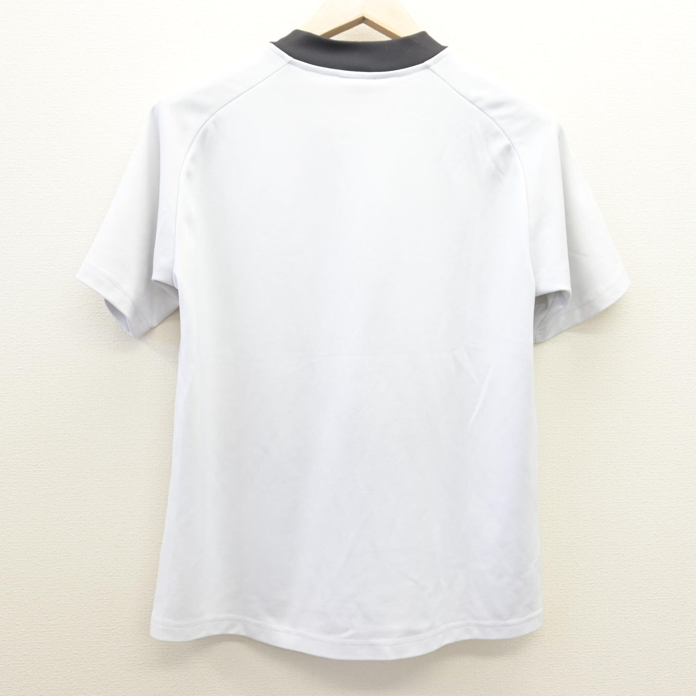 【中古】福岡県 永犬丸中学校 女子制服 2点 (体操服 上) sf121321