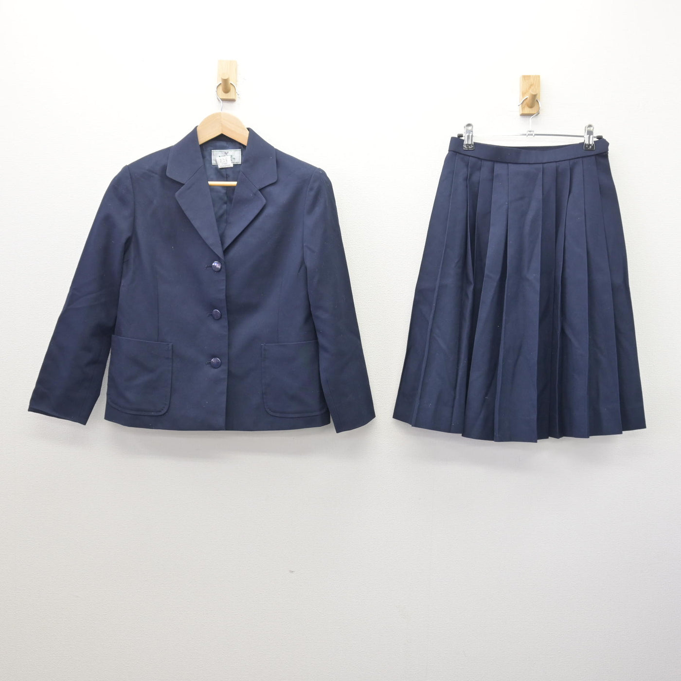 【中古】大阪府 河南高等学校 女子制服 2点 (ブレザー・スカート) sf121326