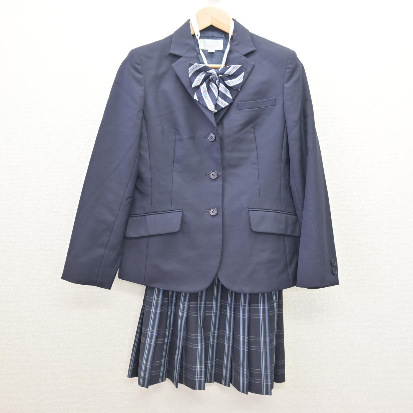 【中古】神奈川県 旭高等学校 女子制服 4点 (ブレザー・スカート・スカート) sf121338