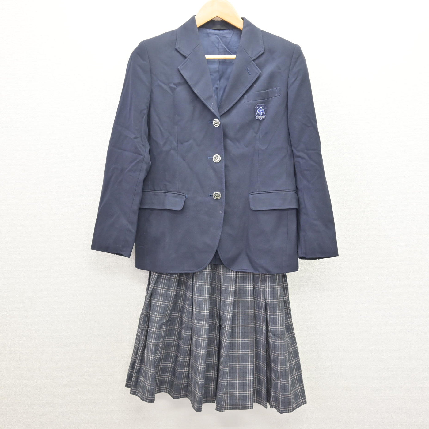 【中古】東京都 千寿桜堤中学校 女子制服 3点 (ブレザー・ニット・スカート) sf121348