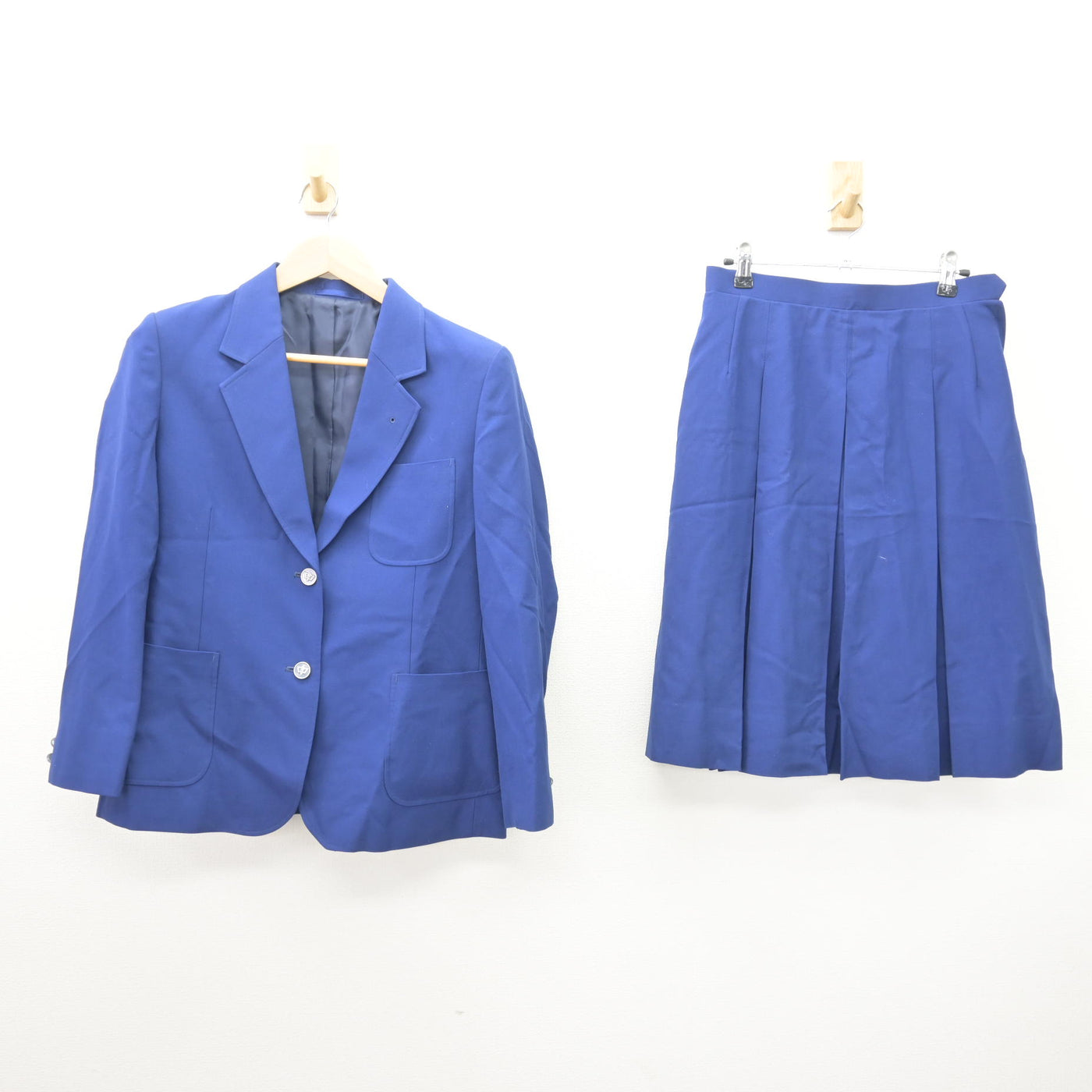【中古】東京都 大森東中学校 女子制服 2点 (ブレザー・スカート) sf121356