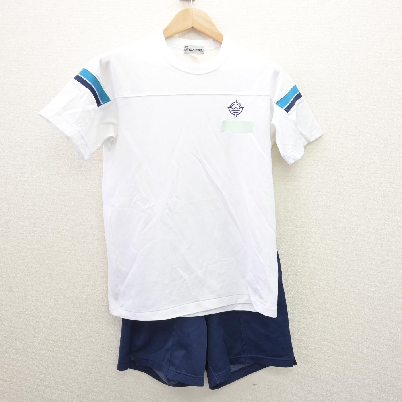 【中古】東京都 大森第二中学校 女子制服 2点 (体操服 上・体操服 下) sf121357