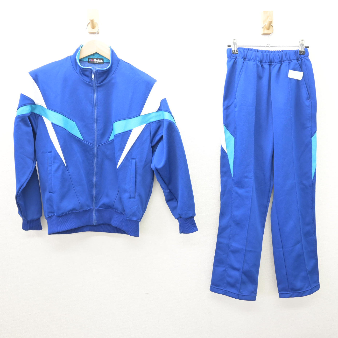 【中古】東京都 大森第二中学校 女子制服 2点 (ジャージ 上・ジャージ 下) sf121358