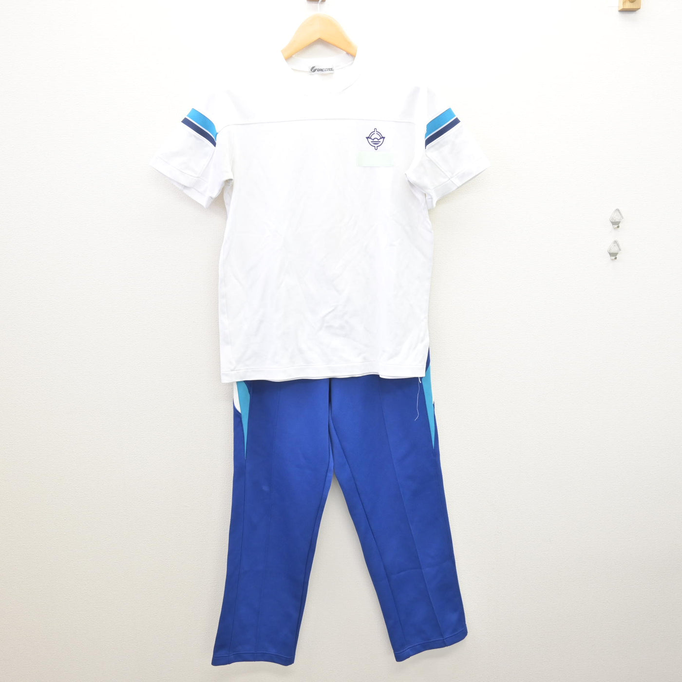 【中古】東京都 大森第二中学校 女子制服 3点 (ジャージ 上・体操服 上・ジャージ 下) sf121359