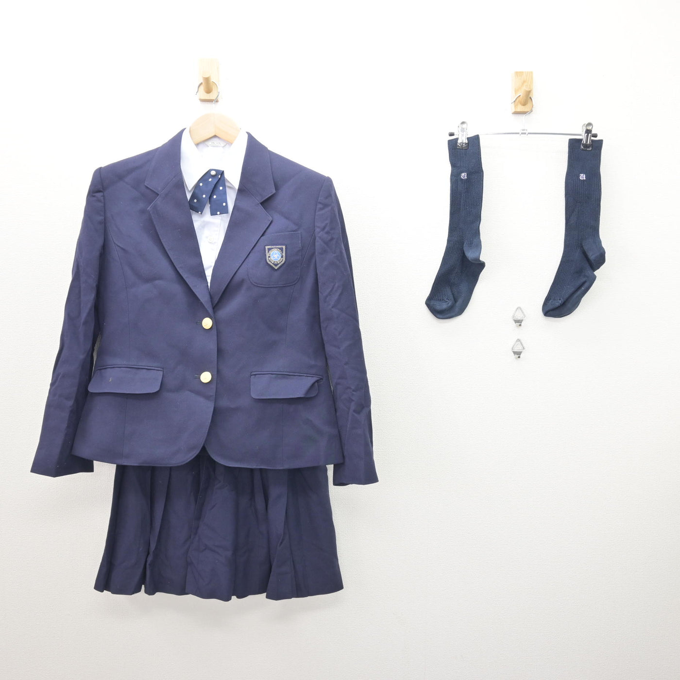 【中古】栃木県 宇都宮短期大学附属高等学校 女子制服 5点 (ブレザー・シャツ・スカート) sf121381